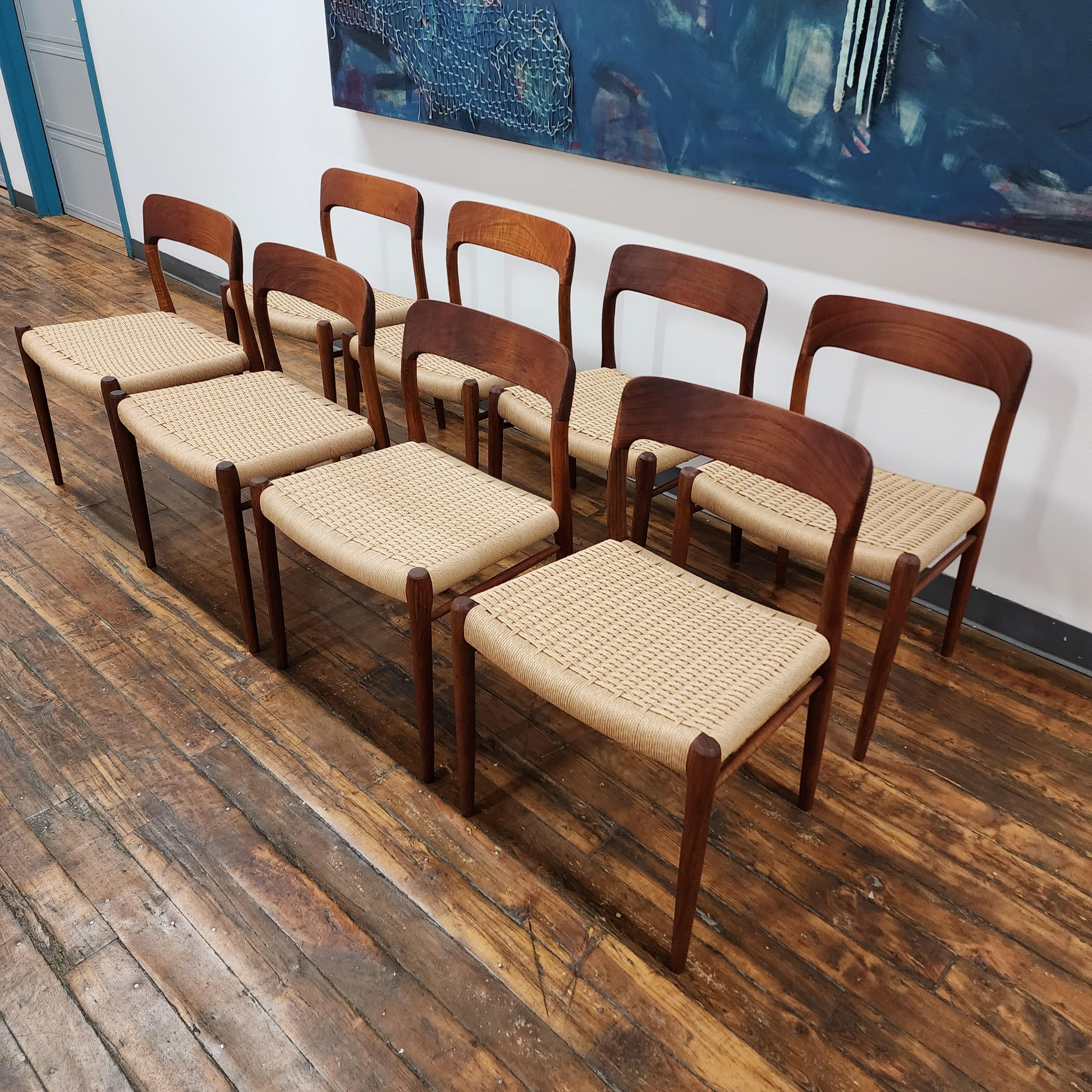 Mid-20th Century Set of 8 - Vintage Teak Model 75 Side Chairs by Niels Moller