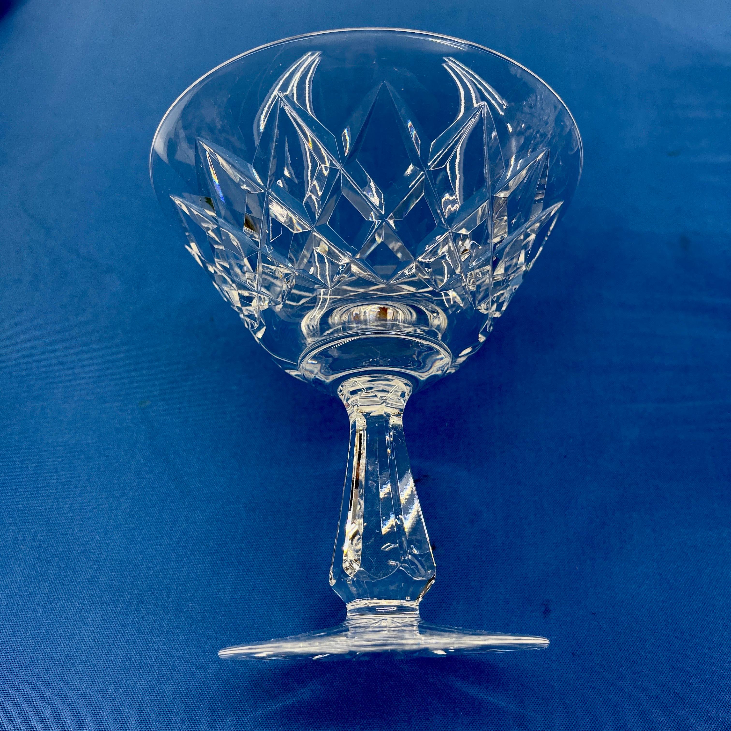 20ième siècle Ensemble de 8 verres à champagne et à sherbet en cristal taillé de Waterford en vente