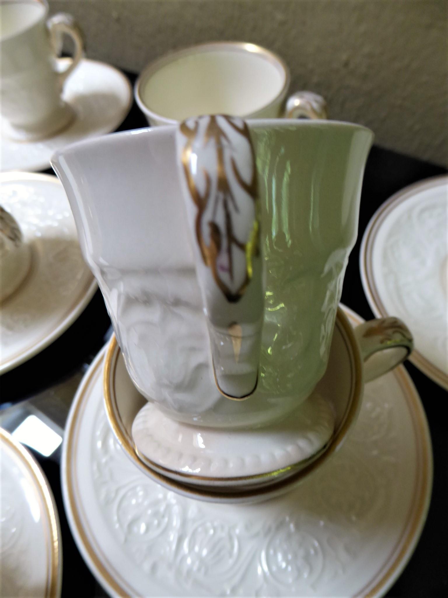 Mid-20th Century Set of 8 Wedgwood Vintage Demi Tasse Cups & Saucers Gilt Decor 1950s