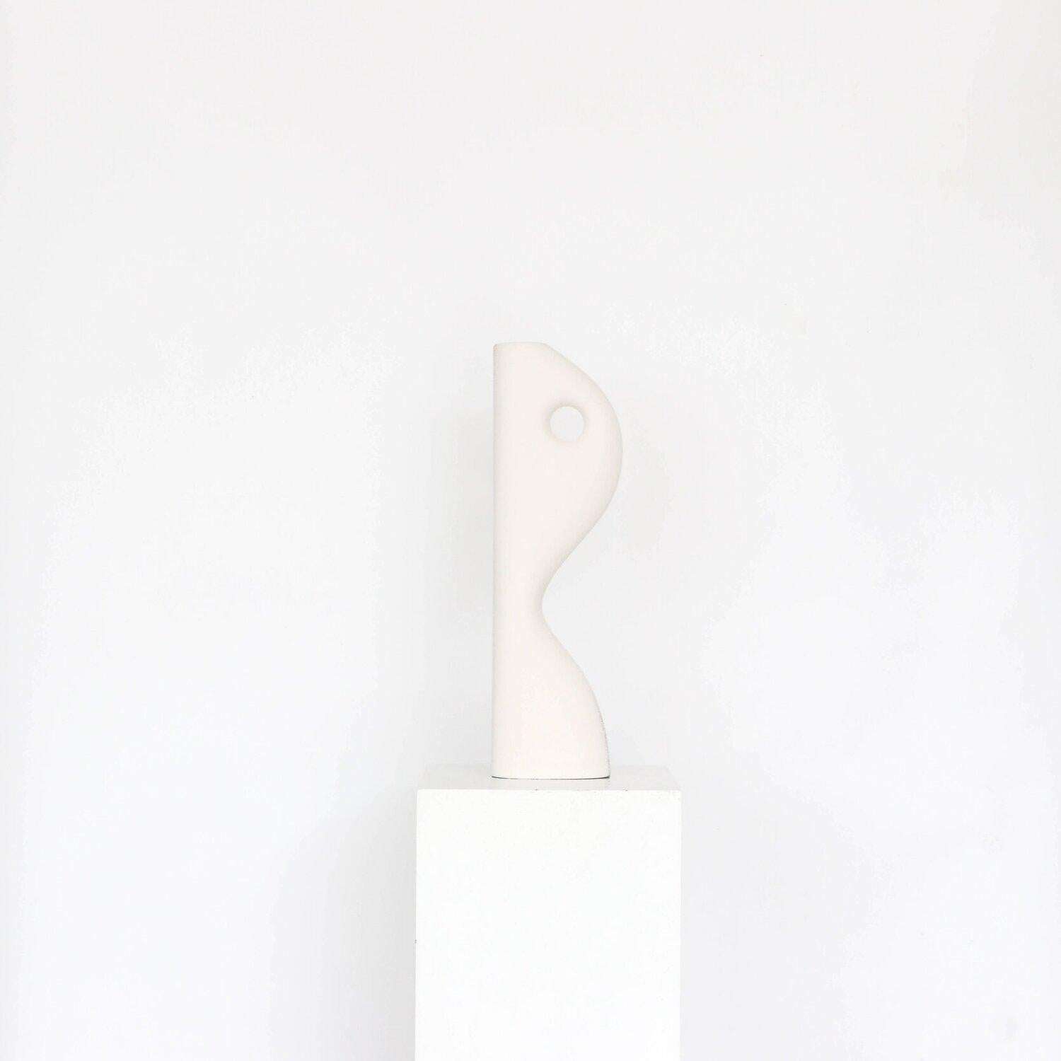 Modern Set of 8 White Lea Matt Vases by Valeria Vasi For Sale