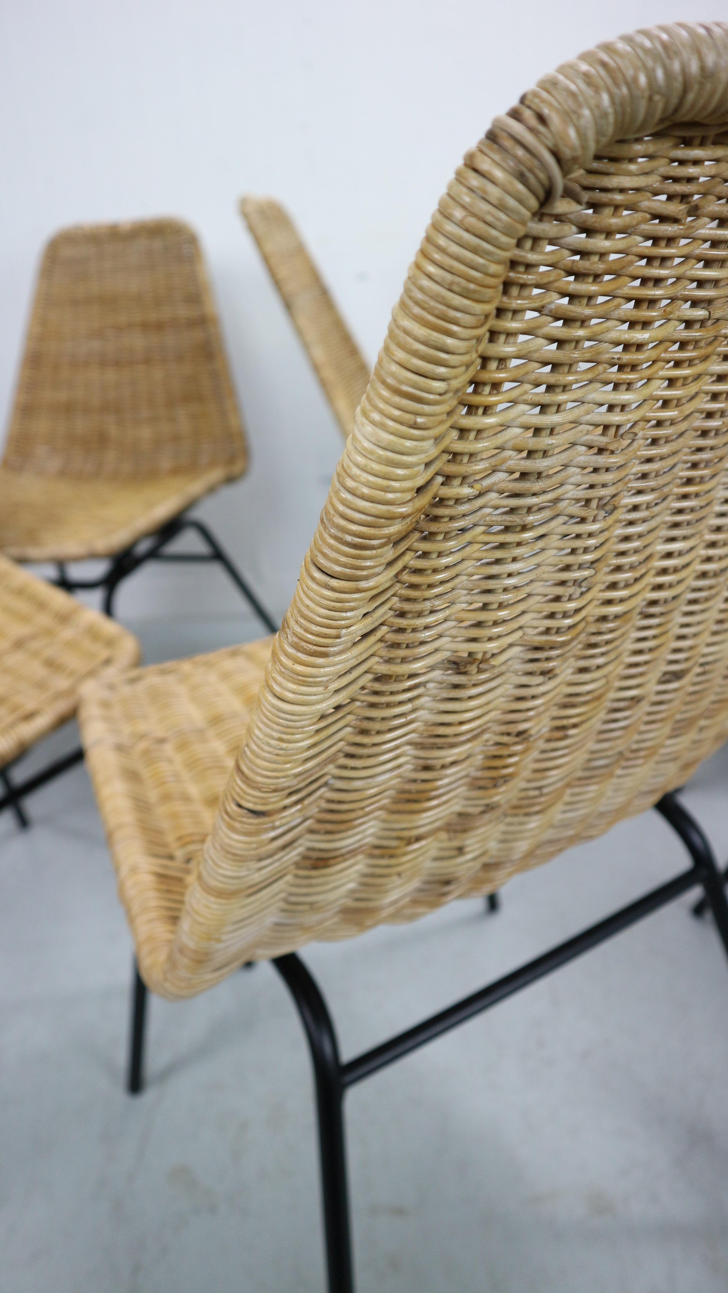 20th Century set of 8 wicker chairs model 'italia 100' from the 1960s, Netherlands For Sale