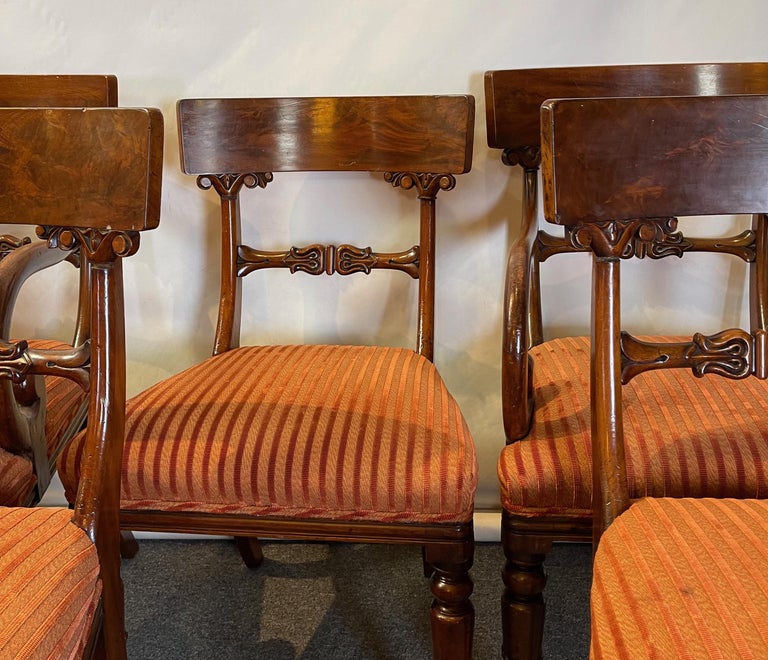 Set of 8 William IV Dining Chairs In Good Condition For Sale In Kilmarnock, VA