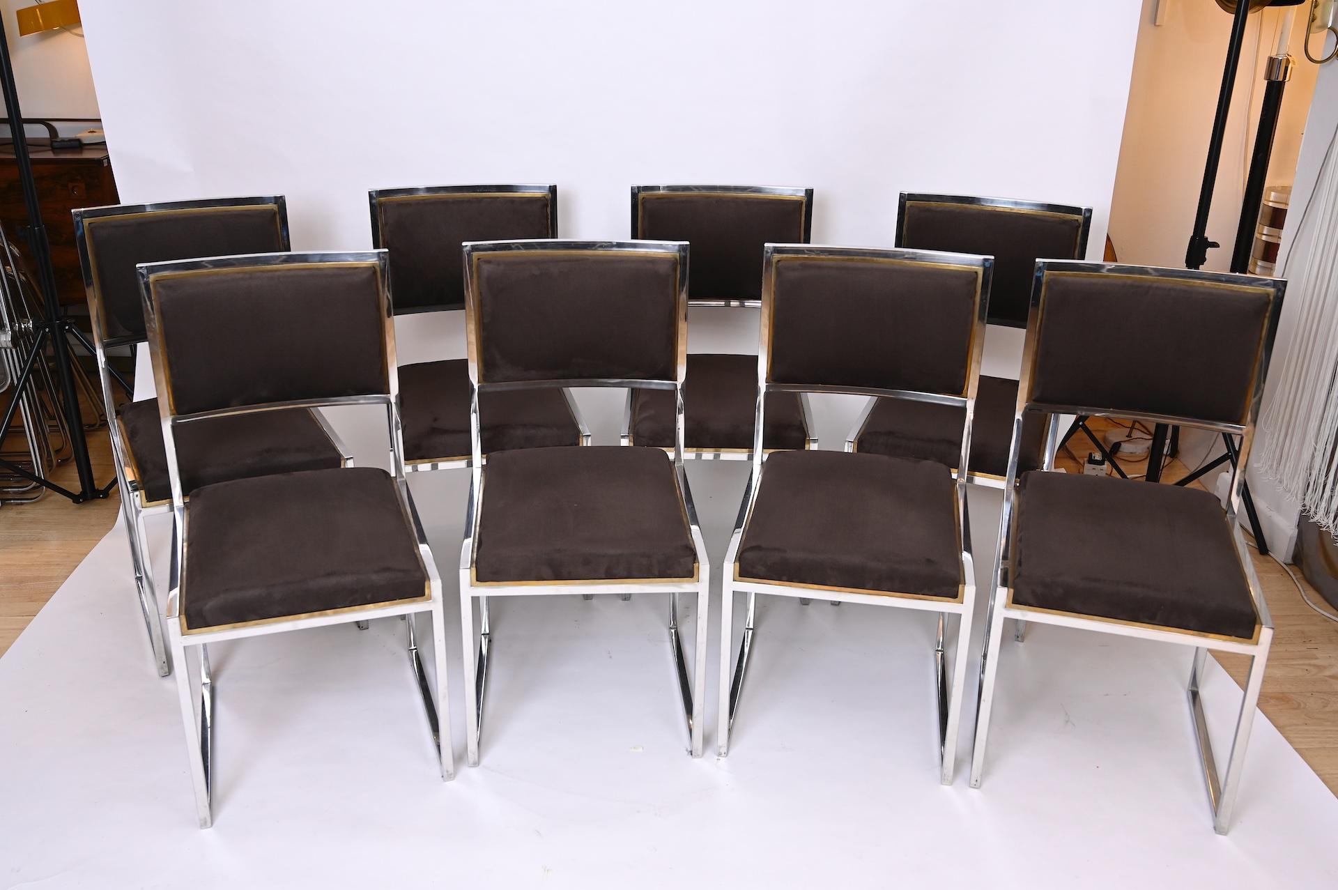 Lovely set of 8 dining chairs.

Original Alcantara upholstery in great condition.

 