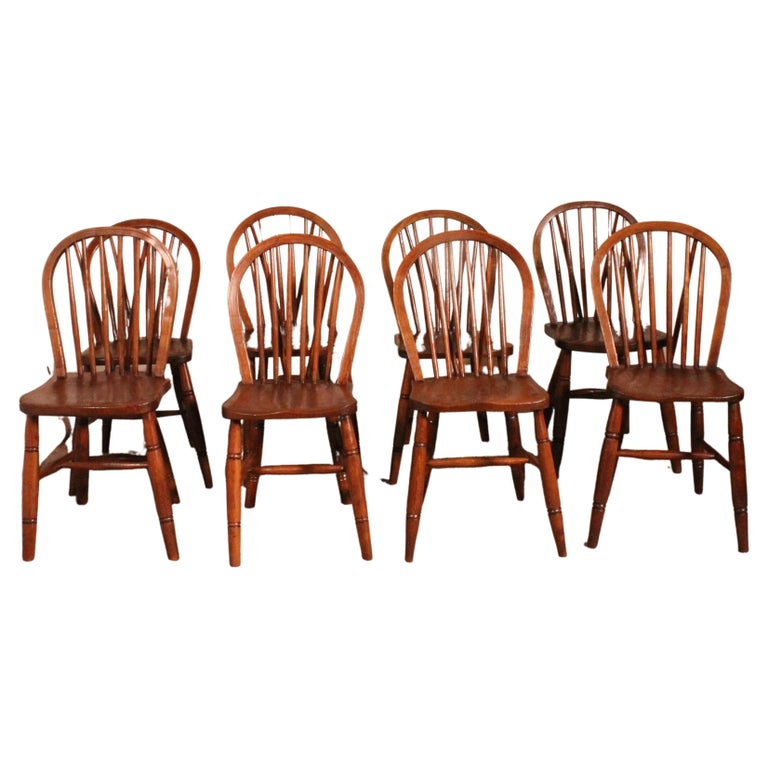 Set of 8 Windsor Chairs 19th Century-England For Sale at 1stDibs