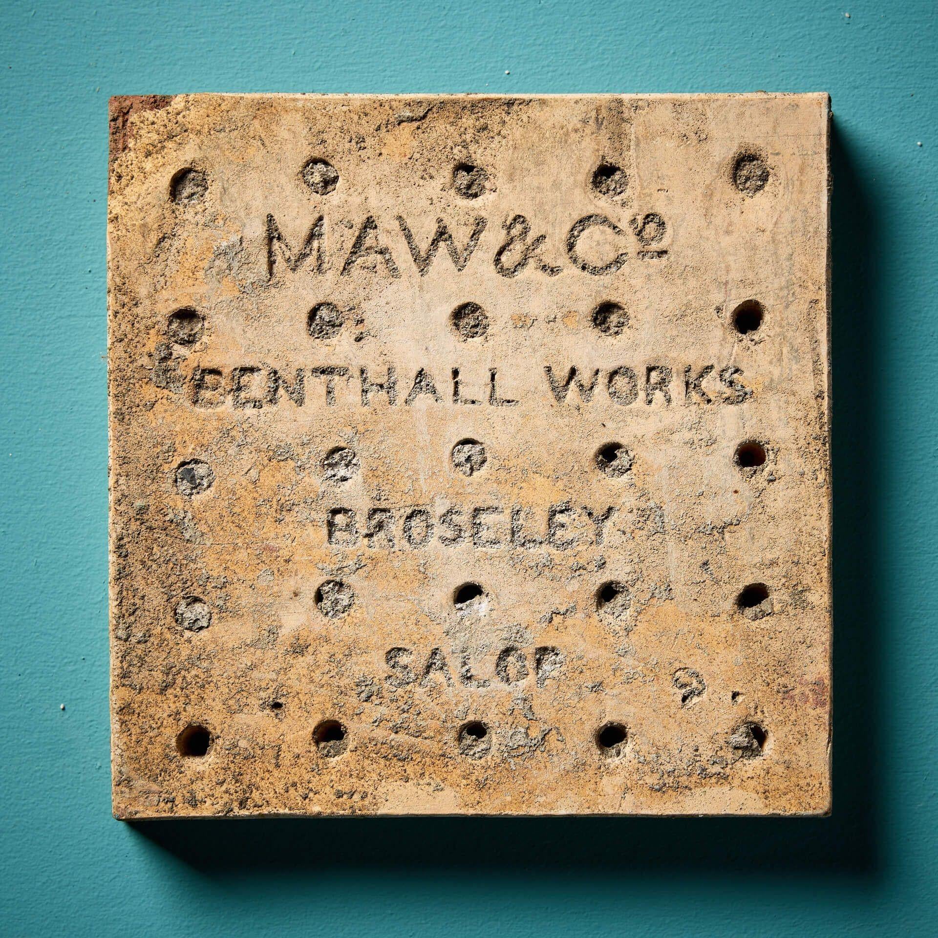 Ensemble de 9 carreaux d'encaustique anciens de Maw & Co État moyen - En vente à Wormelow, Herefordshire