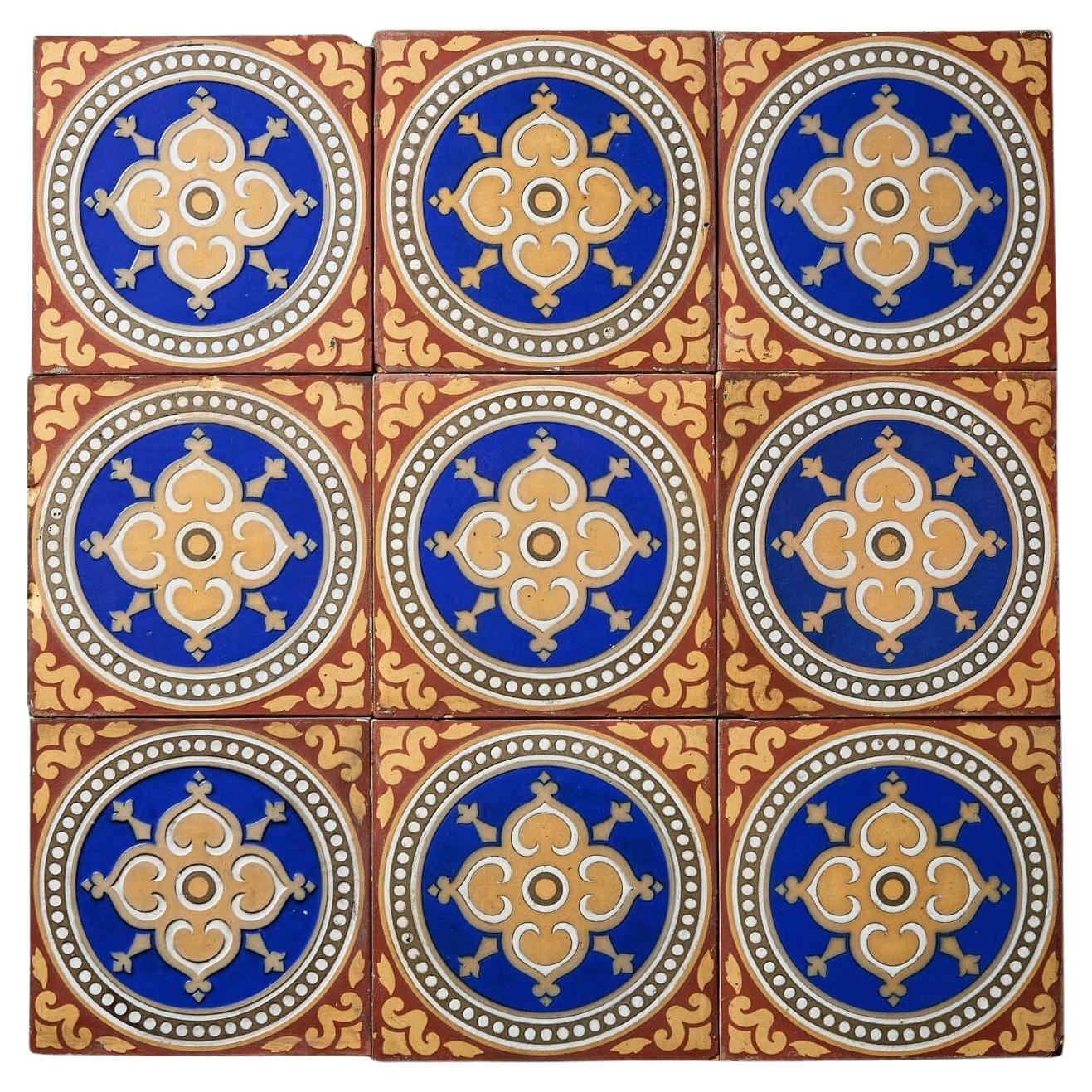 Ensemble de 9 carreaux d'encaustique anciens de Maw & Co