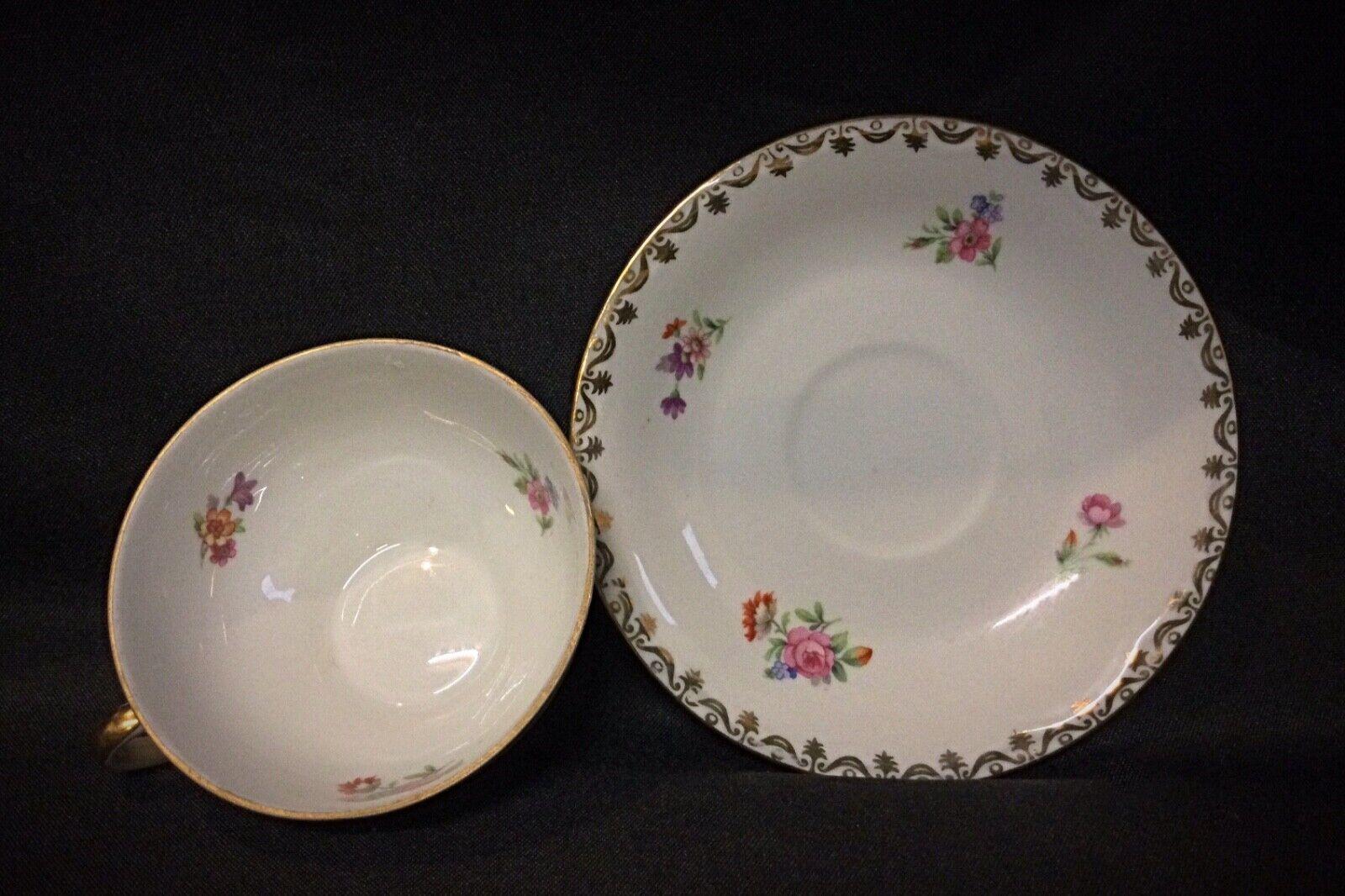 Juego de 9 tazas y platillos auténticos de porcelana S.E.R France - 2Y47 en Bueno estado para la venta en Bordeaux, FR