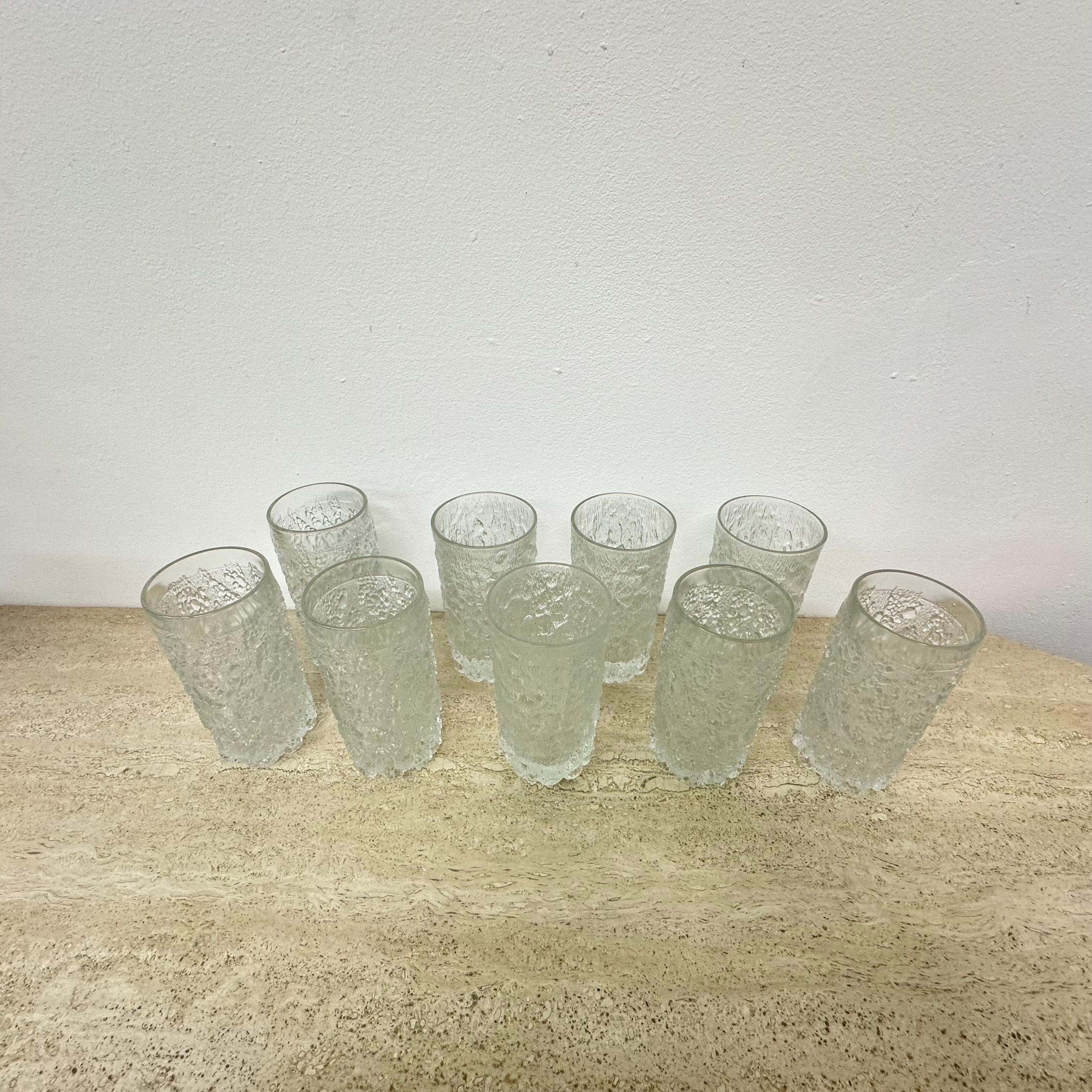 Verre d'art Ensemble de 9 verres à boire en verre d'écorce de Goebel charlottenhutte, 1970, Allemagne en vente