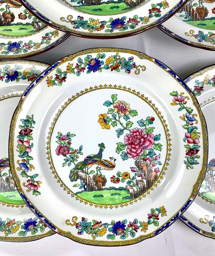 XIX secolo Set di 15 piatti da pranzo antichi inglesi e piatti da zuppa Ca. 1860 in vendita