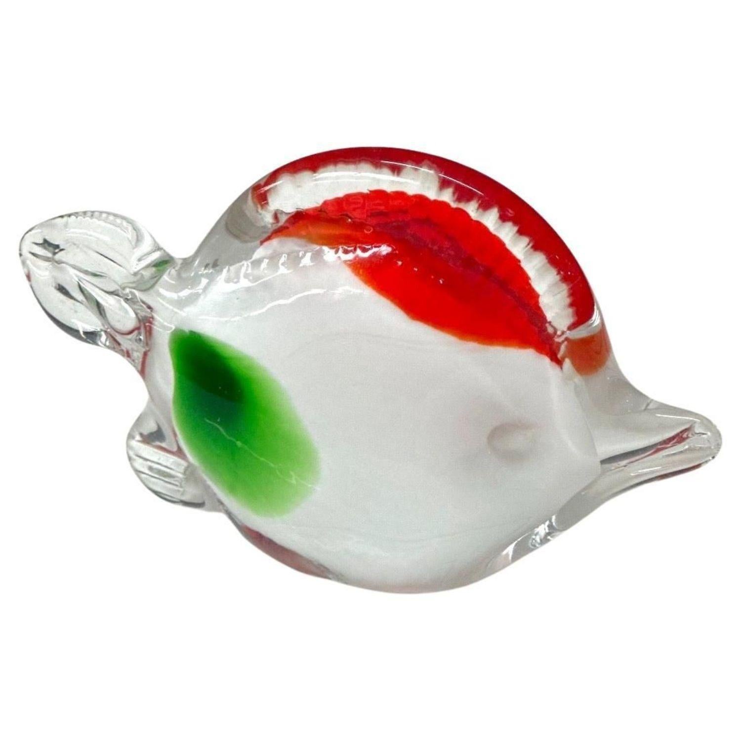 Ensemble de 9 figurines de poissons colorées en verre de Murano en vente 6