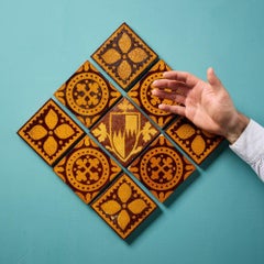 Satz von 9 Craven Dunhill Encaustic-Fliesen im Tudor-Revival-Stil