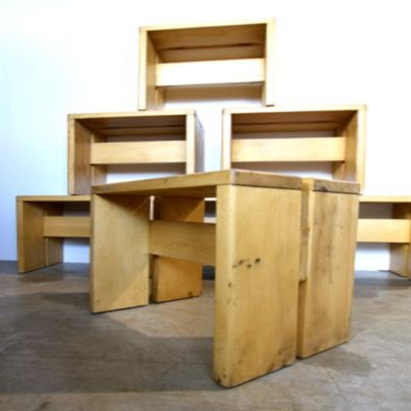 Ensemble de 9 tabourets Les Arcs par Charlotte Perriand, années 1950 Excellent état - En vente à Andrézieux-Bouthéon, FR