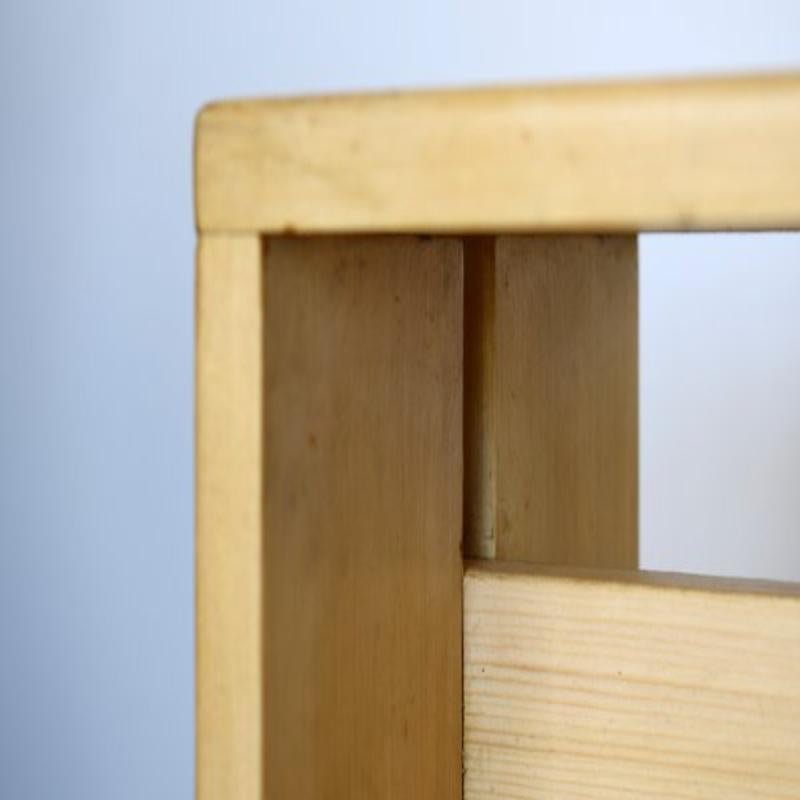 Bois Ensemble de 9 tabourets Les Arcs par Charlotte Perriand, années 1950 en vente