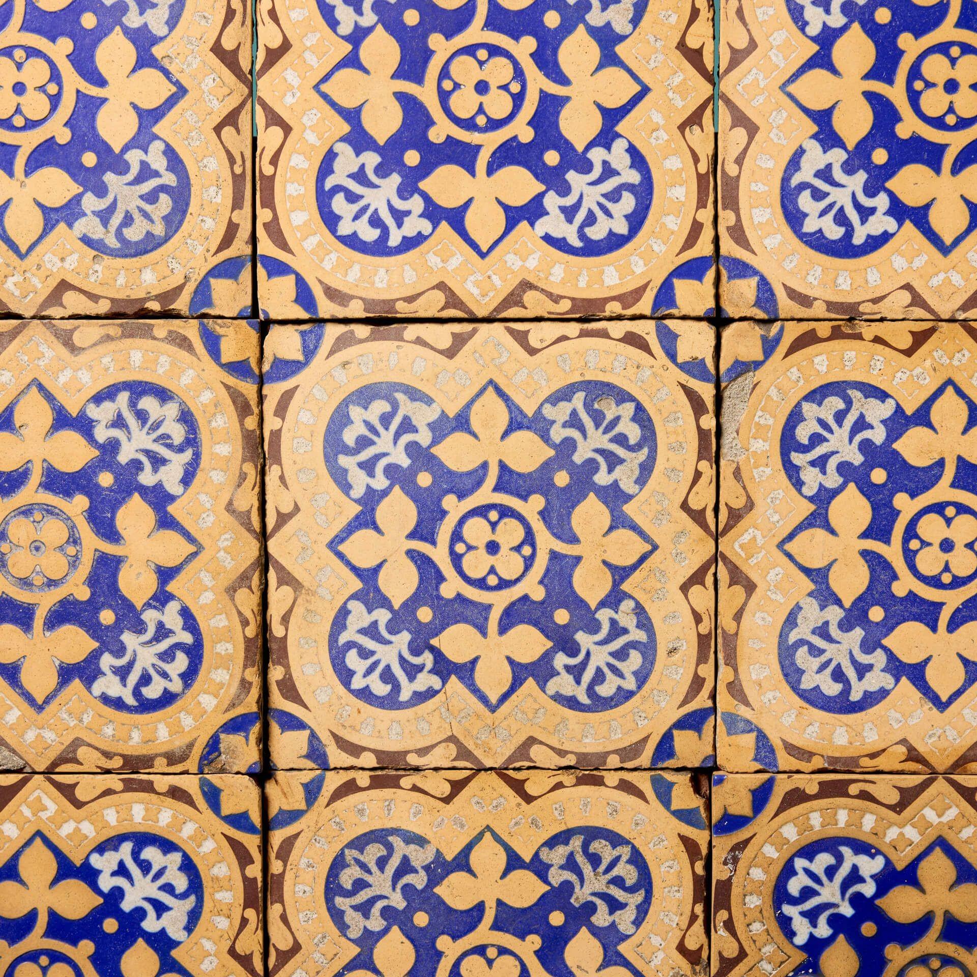 Victorian Set of 9 Minton & Co Encaustic Floor Tiles For Sale