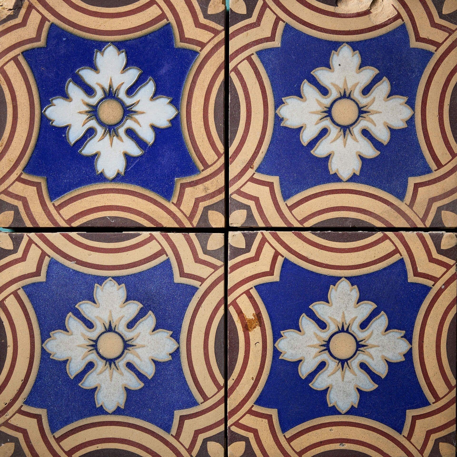 Conjunto de 9 piezas Minton & Co. Baldosas encáusticas con motivos florales Victoriano en venta