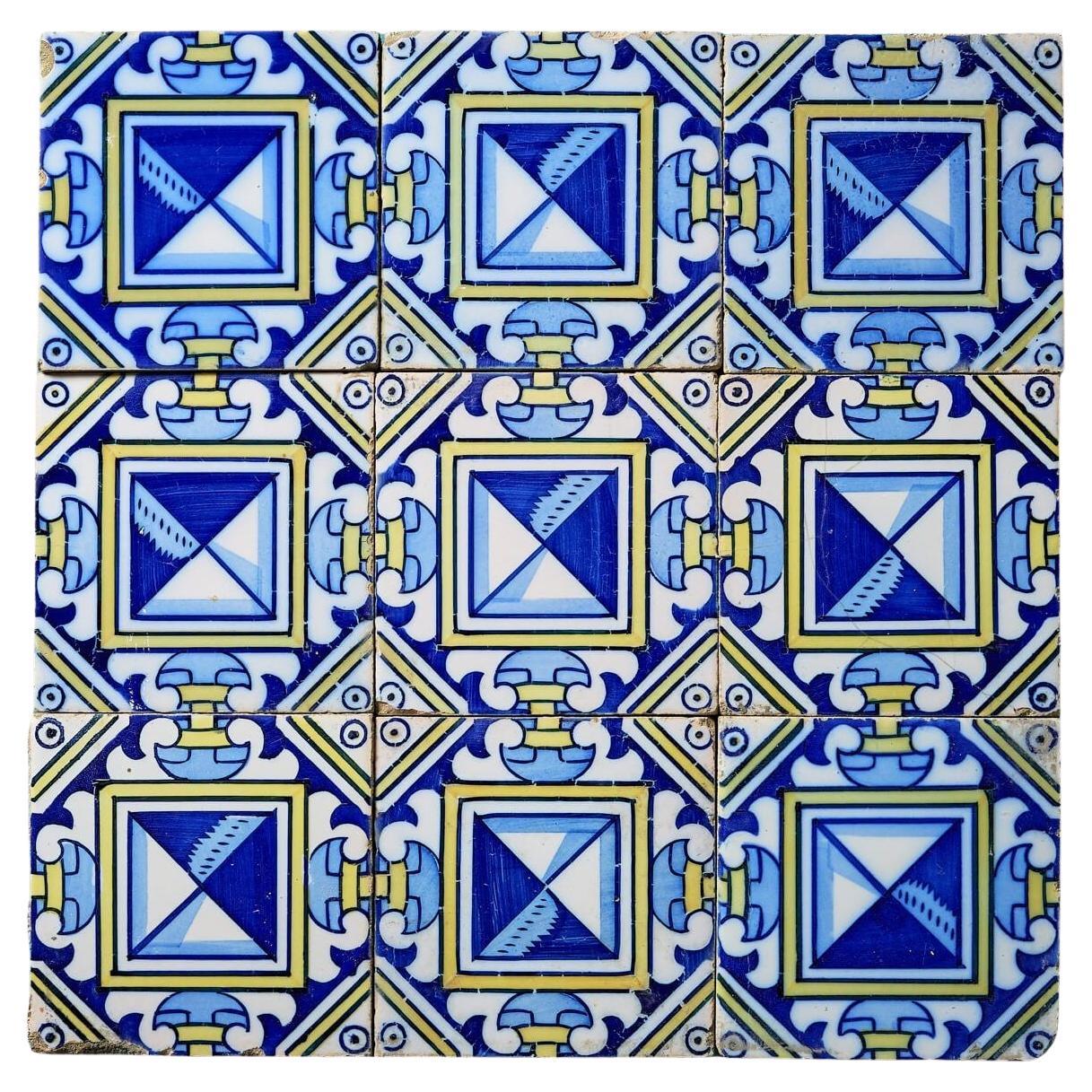 Set von 9 wiederverwerteten polychromen dekorativen Kacheln