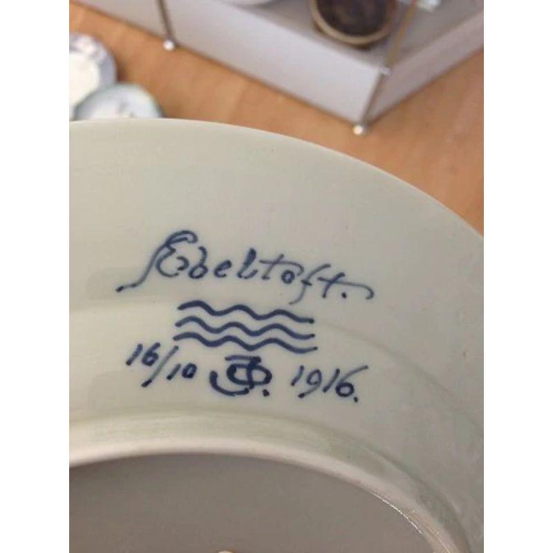 Porcelain Set of 9 Royal Copenhagen Unique Dinner Plates from Bonnesen Service from 1916 For Sale