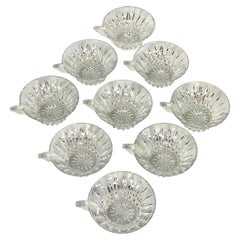 Ensemble de 9 coupes à anse en cristal de Saint Louis - motif de Buckingham, France