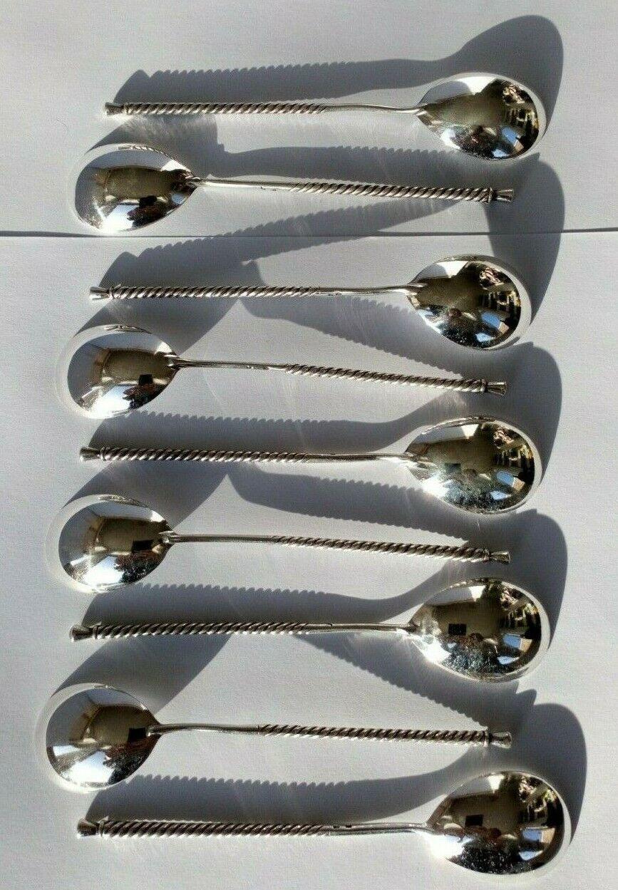 Set of 9 Sterling Silver Twisted Stem Demitasse Coffee Spoons In Excellent Condition For Sale In London, GB