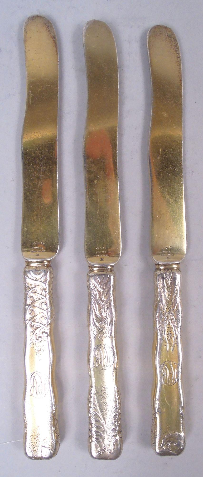Set di 9 coltelli da dessert Tiffany con incisione all'acido e bordo in argento dorato In condizioni buone in vendita a New York, NY