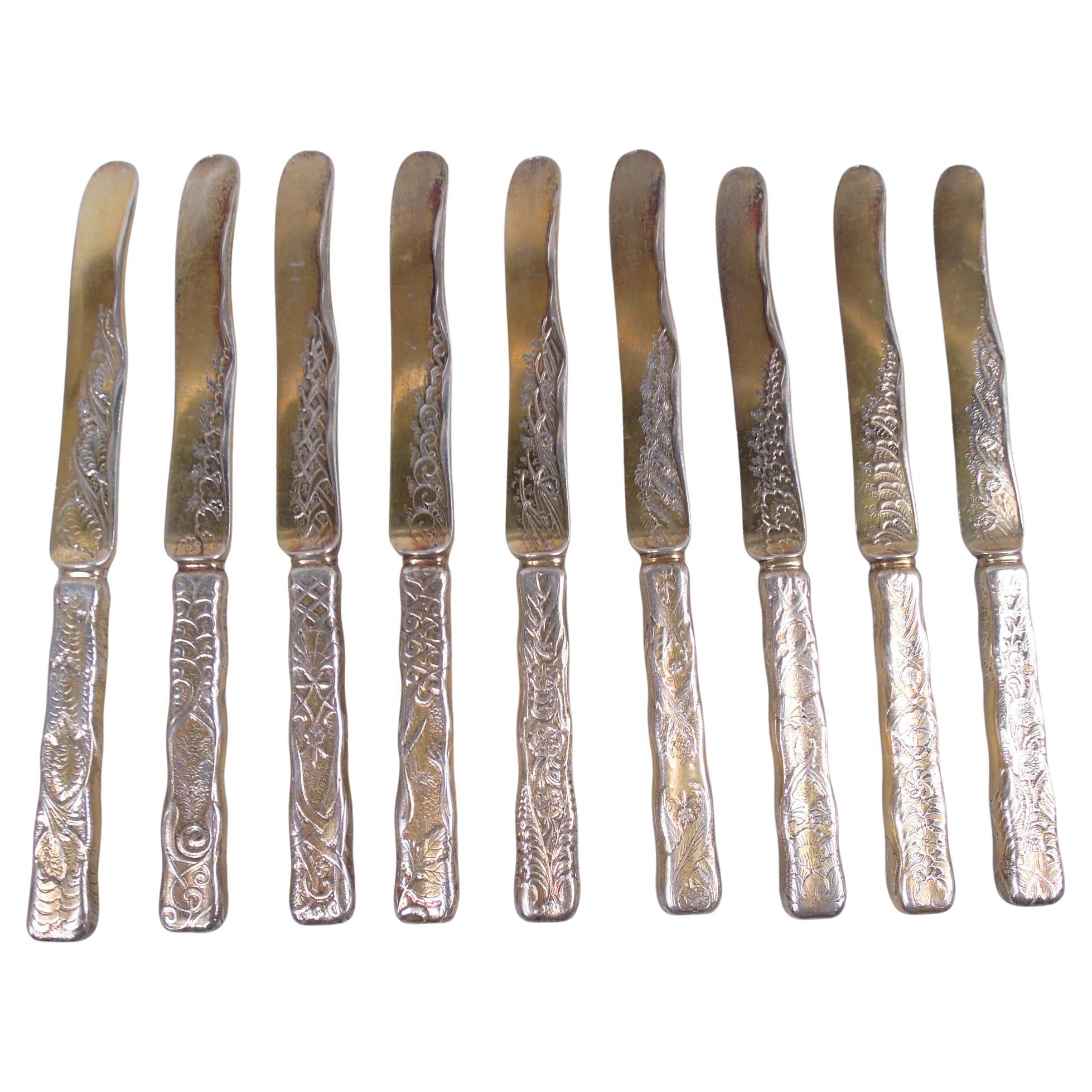 Set di 9 coltelli da dessert Tiffany con incisione all'acido e bordo in argento dorato in vendita