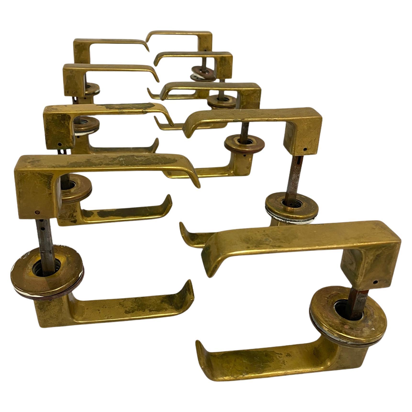 Set of 9 Timo Sarpaneva "Lasta" Door Handles in Brass, Primo Oy 1960s For Sale