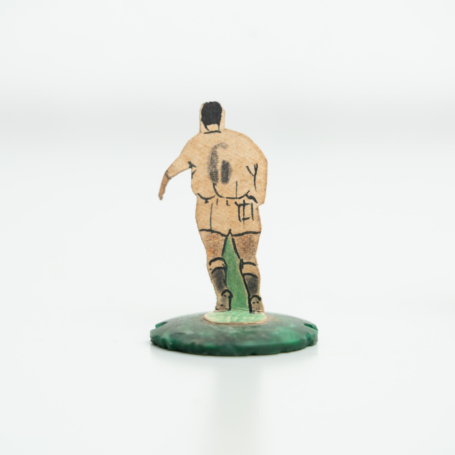 Ensemble de 9 figurines de football traditionnelles anciennes à boutons, datant d'environ 1950 en vente 10
