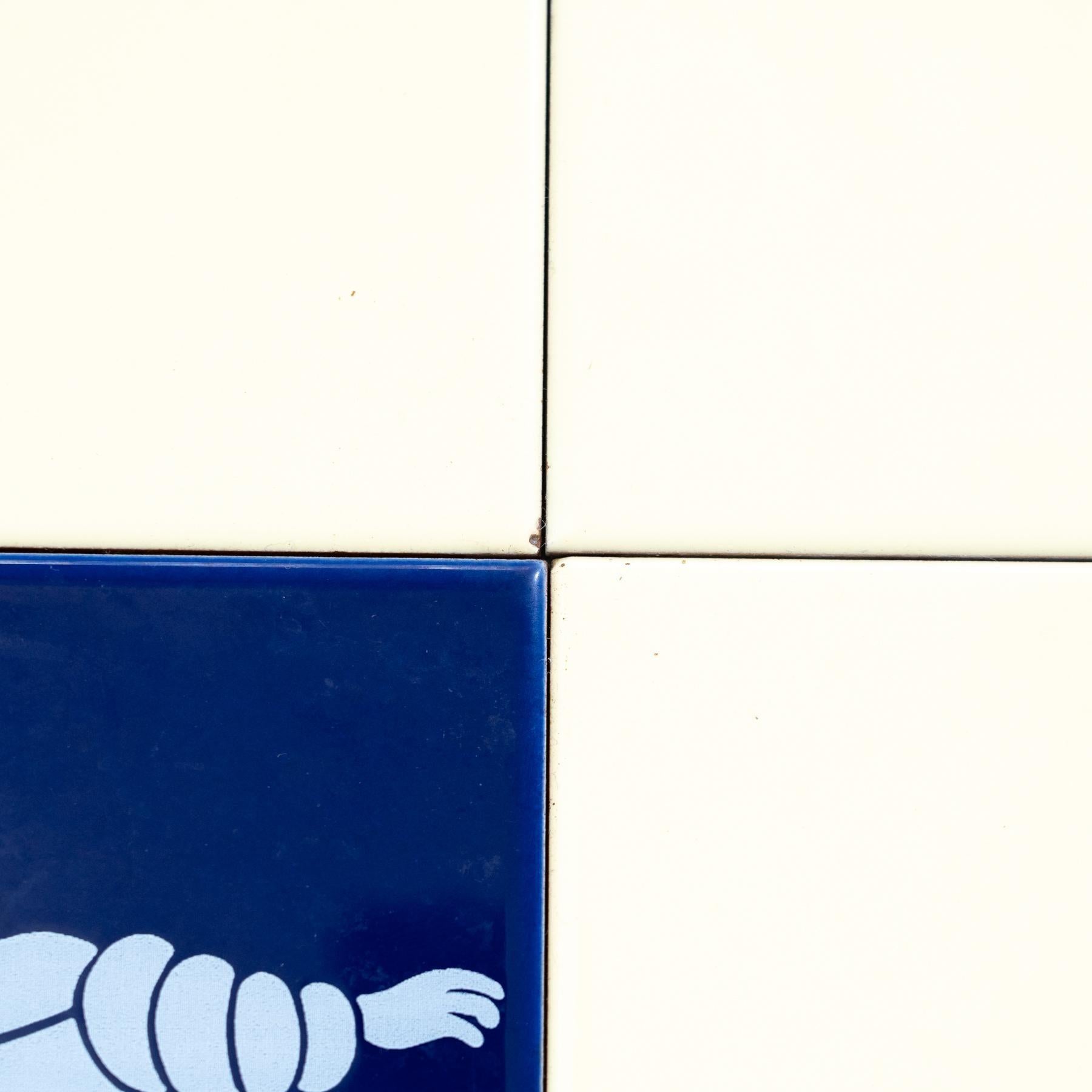 Set of 9 Vintage Beige - Yellow and Blue Michelin Man Tiles, circa 1960 For Sale 5