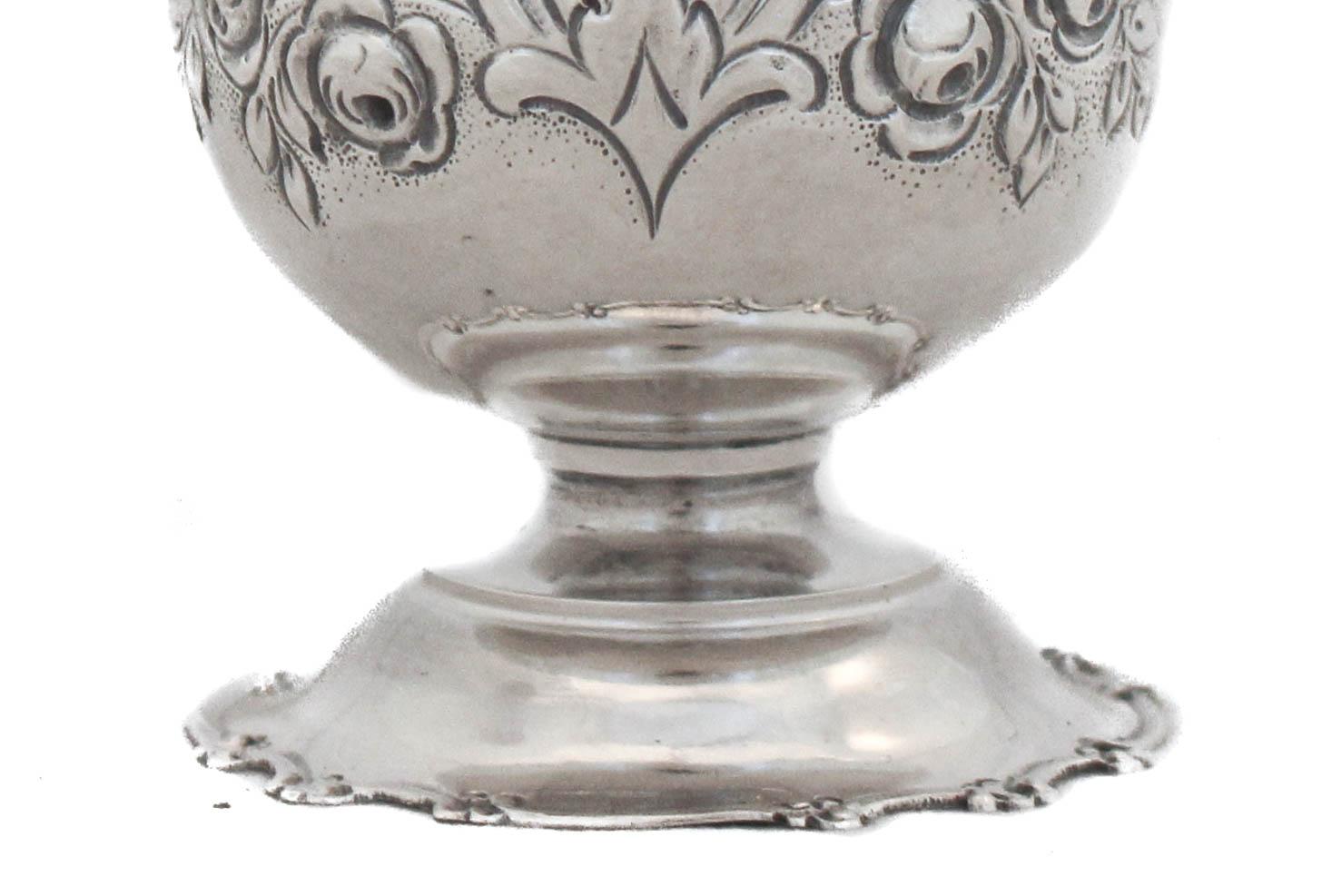 Inizio XX secolo Set di quattro saliere in argento in vendita