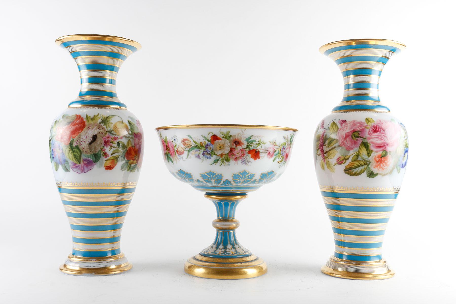Hand-Painted Set of a Pair of Vases and a Cup in Baccarat Opaline. For Sale