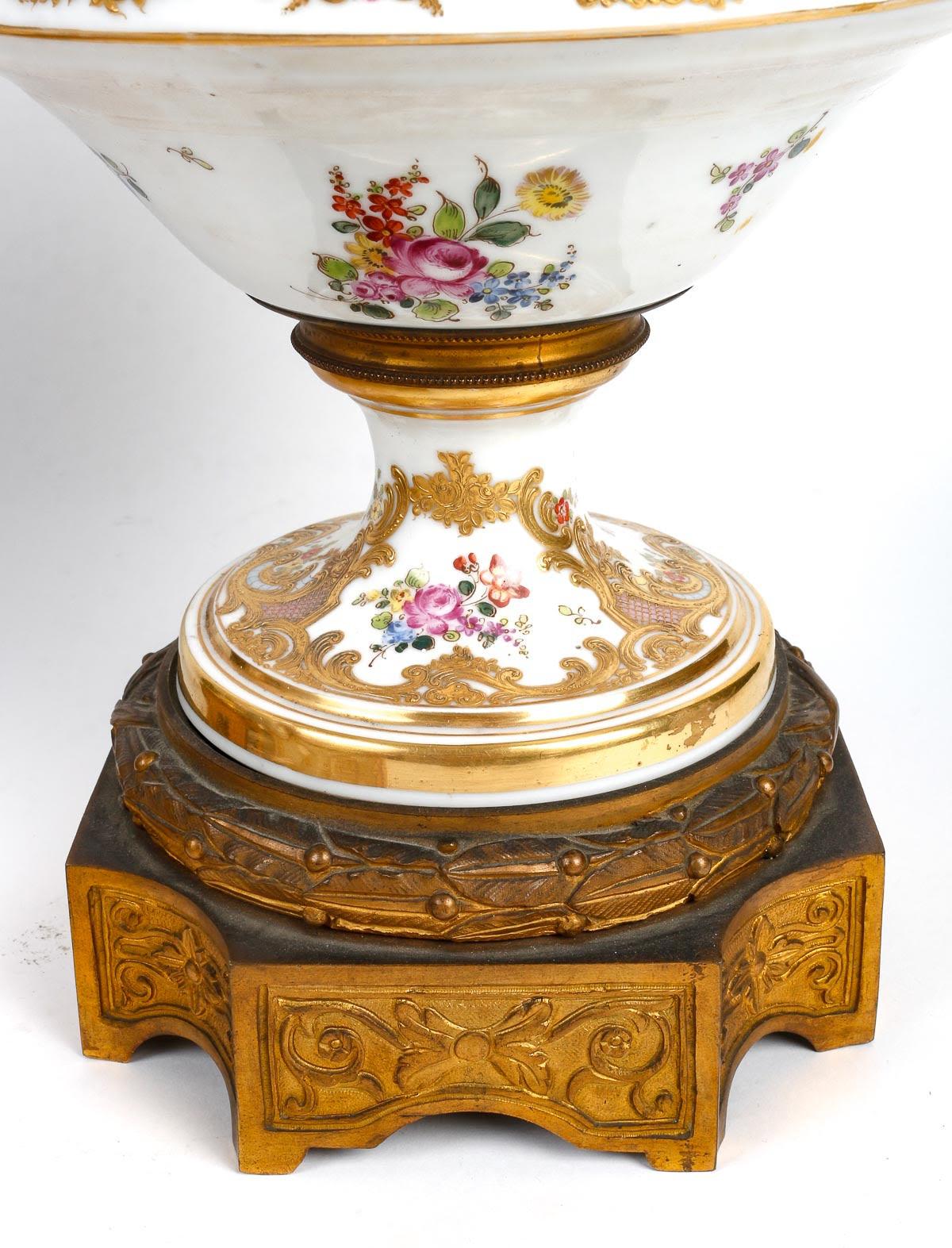 Set of a Pair of Vases and a Fan Shaped Box, 19th Century. 3
