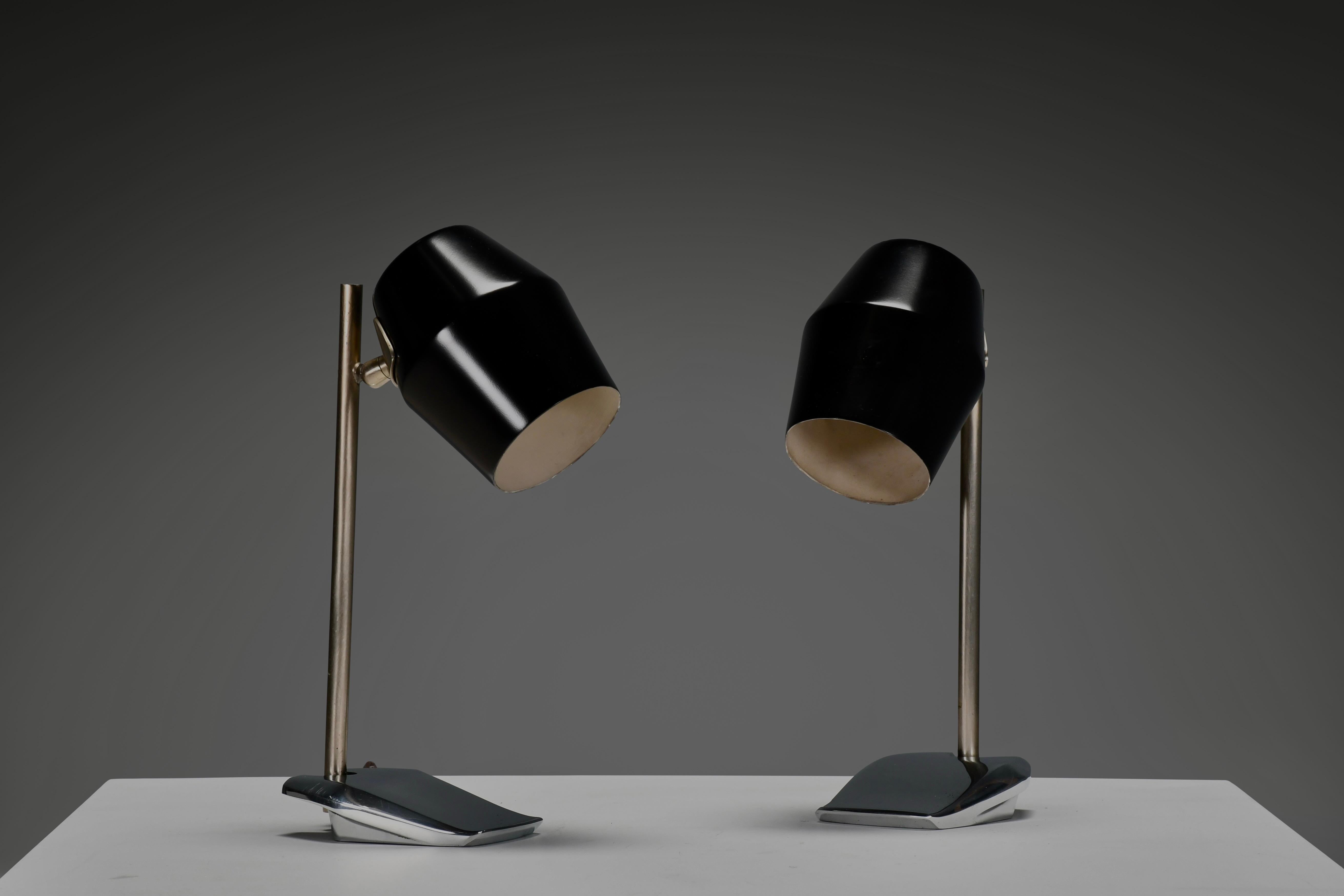 italien Ensemble de lampes de table réglables en métal noir par Oscar Torlasco pour Lumi, Italie en vente