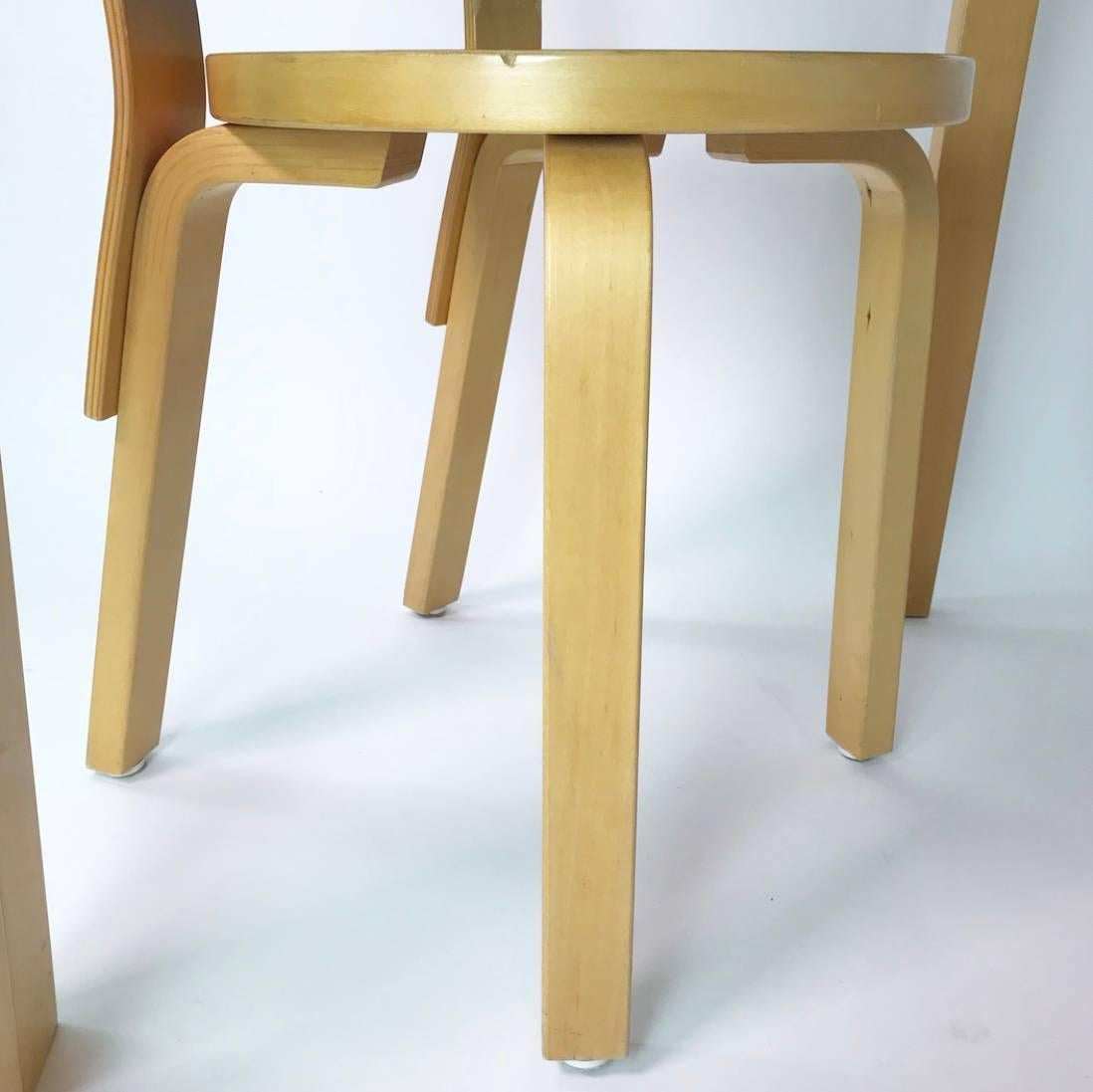 aalto half round table