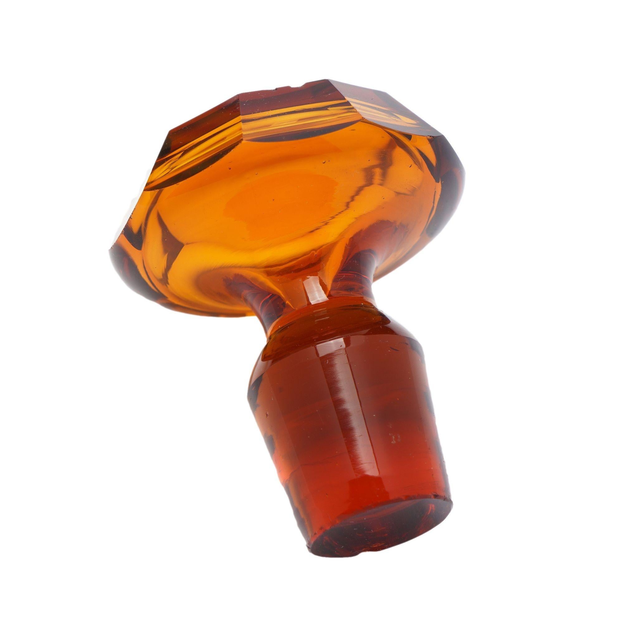 Set of amber glass stemware with decanter attributed to Phineas Dummer, c. 1830 For Sale 4