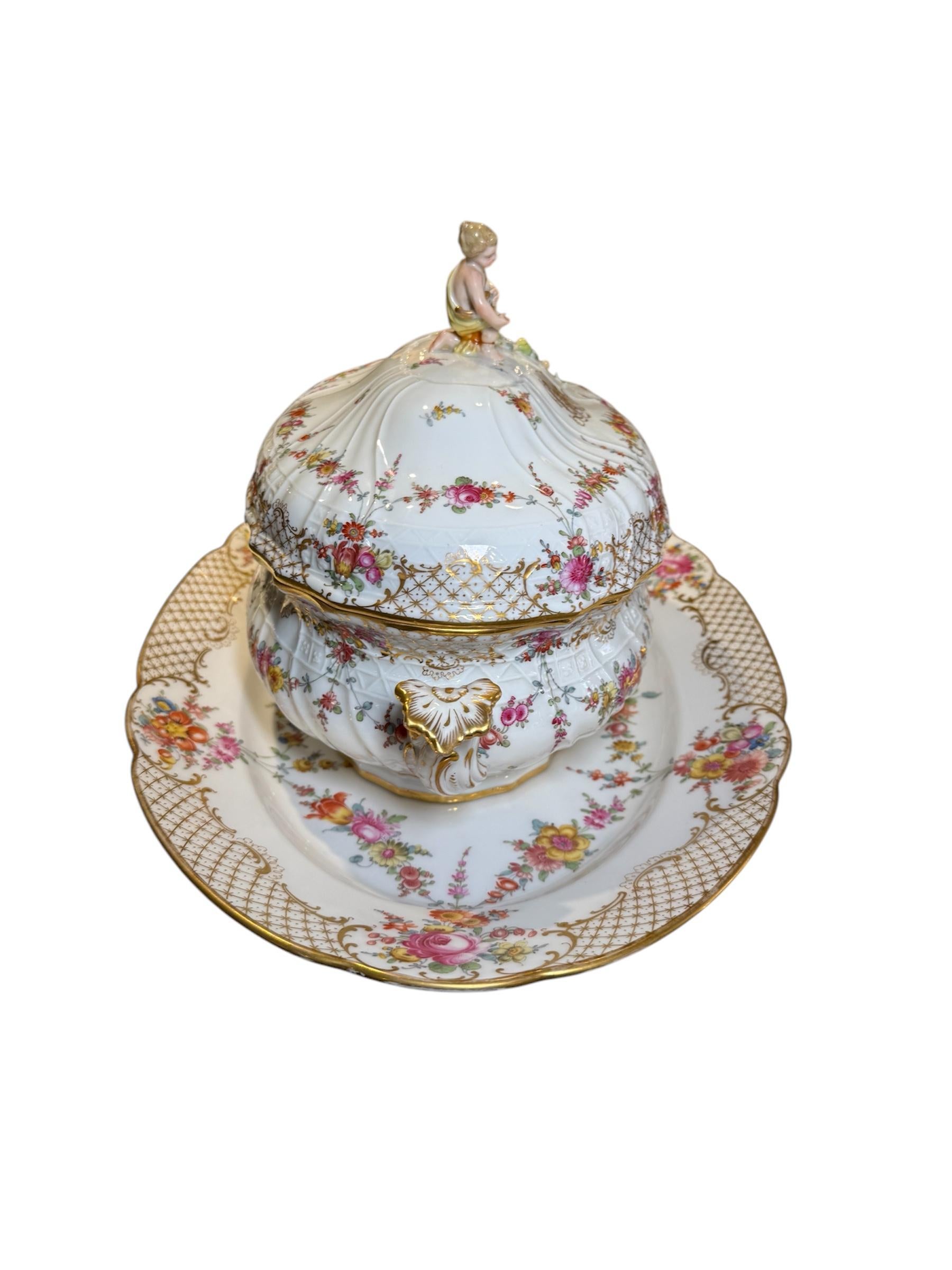 Set Of Ambrosius Lamm Of Dresden Porcelain Serverware For Sale 3