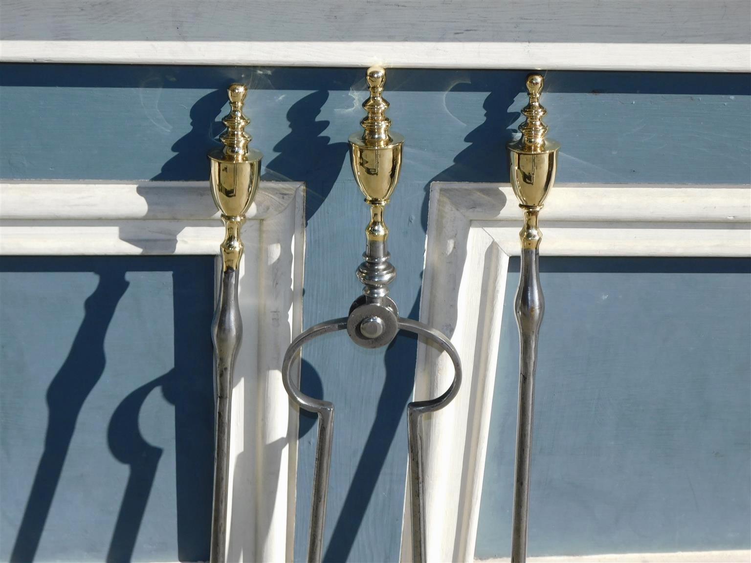 Cast Set of American Brass and Polished Steel Urn Finial Bulbous Fire Tools, C. 1810 For Sale