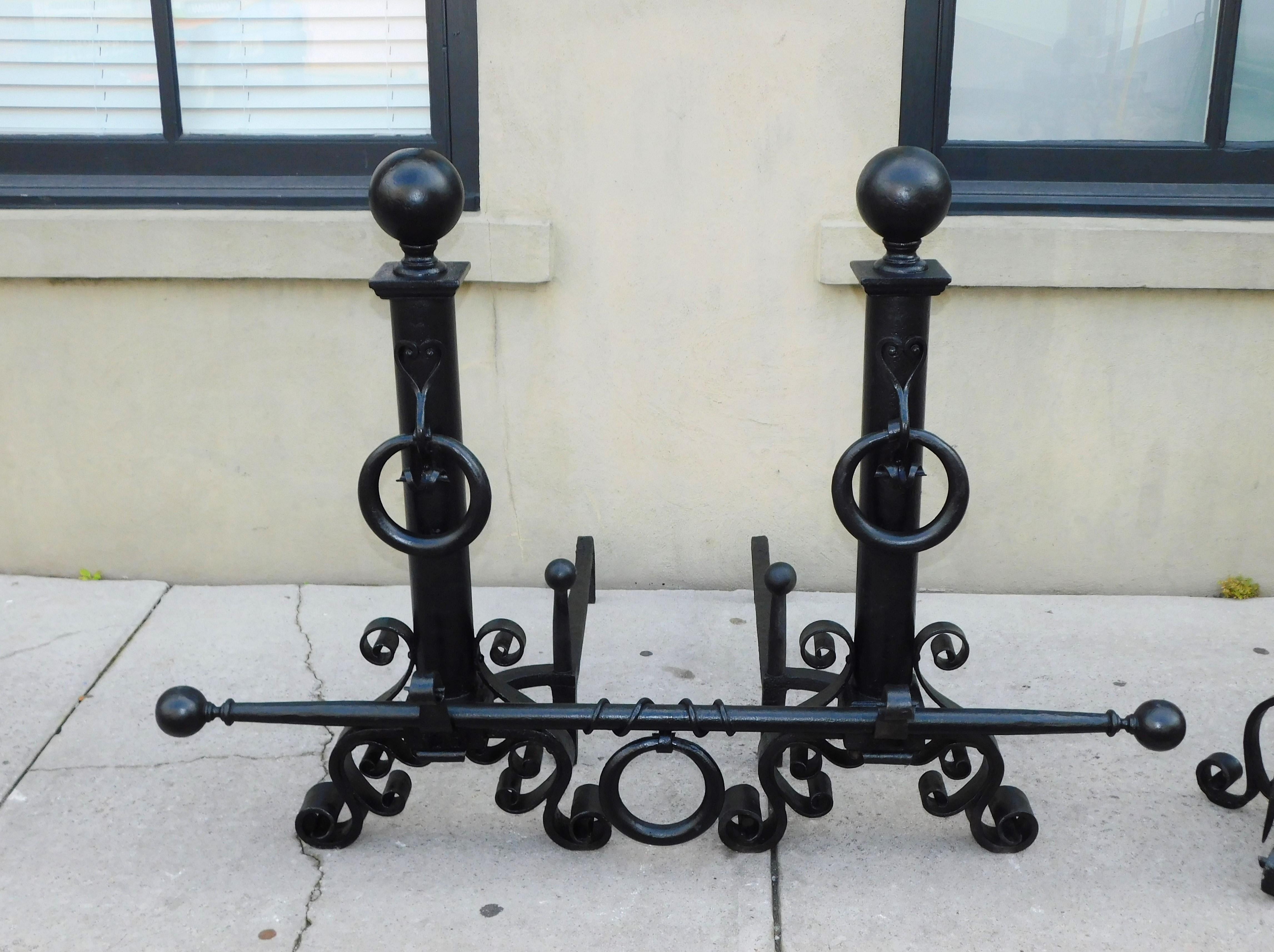 Hammered Set of American Wrought Iron Ball Finial Andirons & Tools on Stand, Circa 1850 For Sale