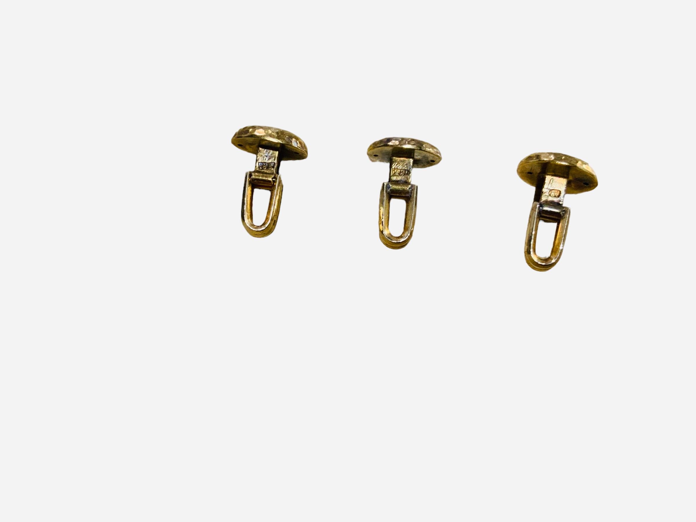 Women's or Men's Set of an 18k Yellow Gold Hammered Cufflinks and Buttons For Sale