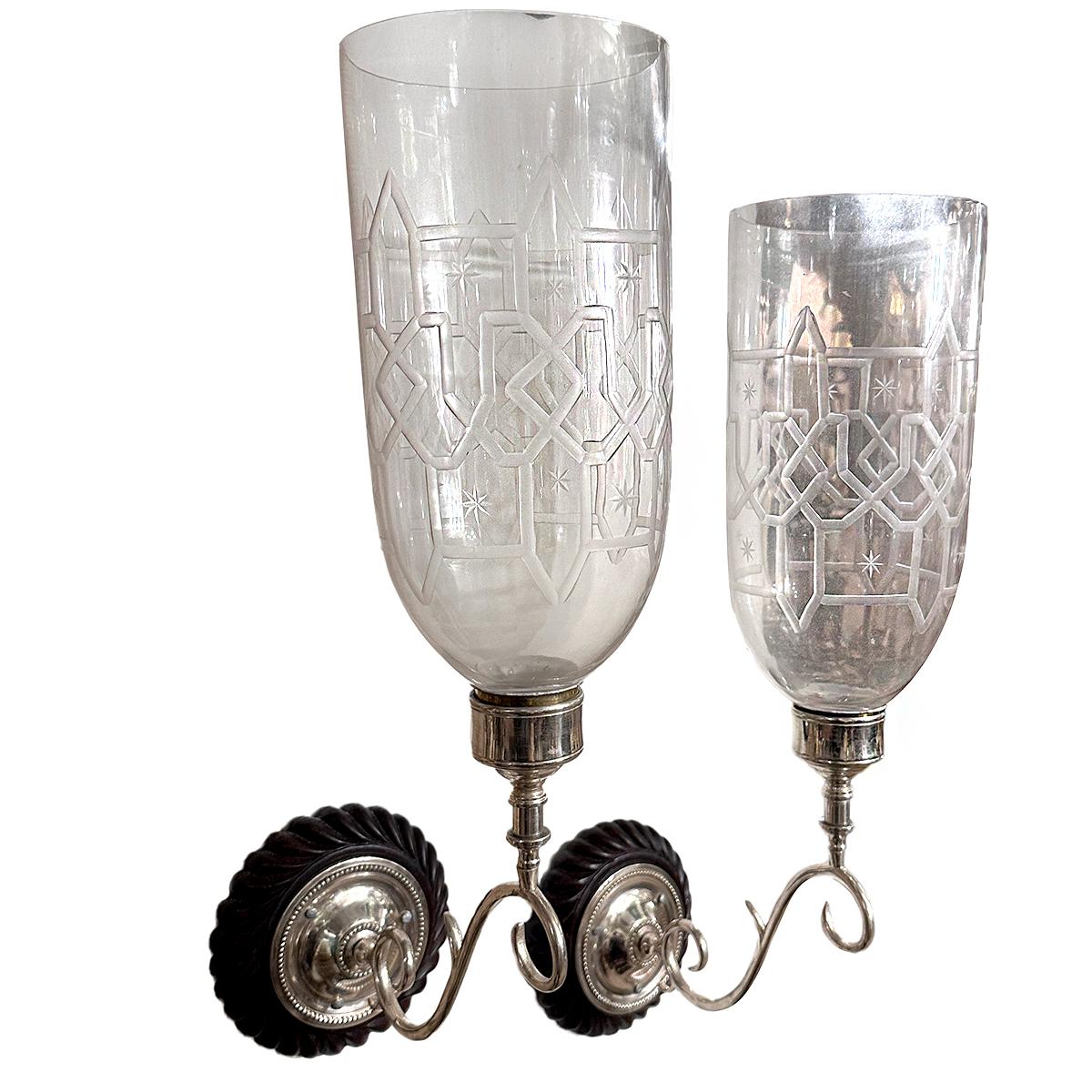 Inglese Set di lampade anglo-indiane. Venduto a coppia. in vendita