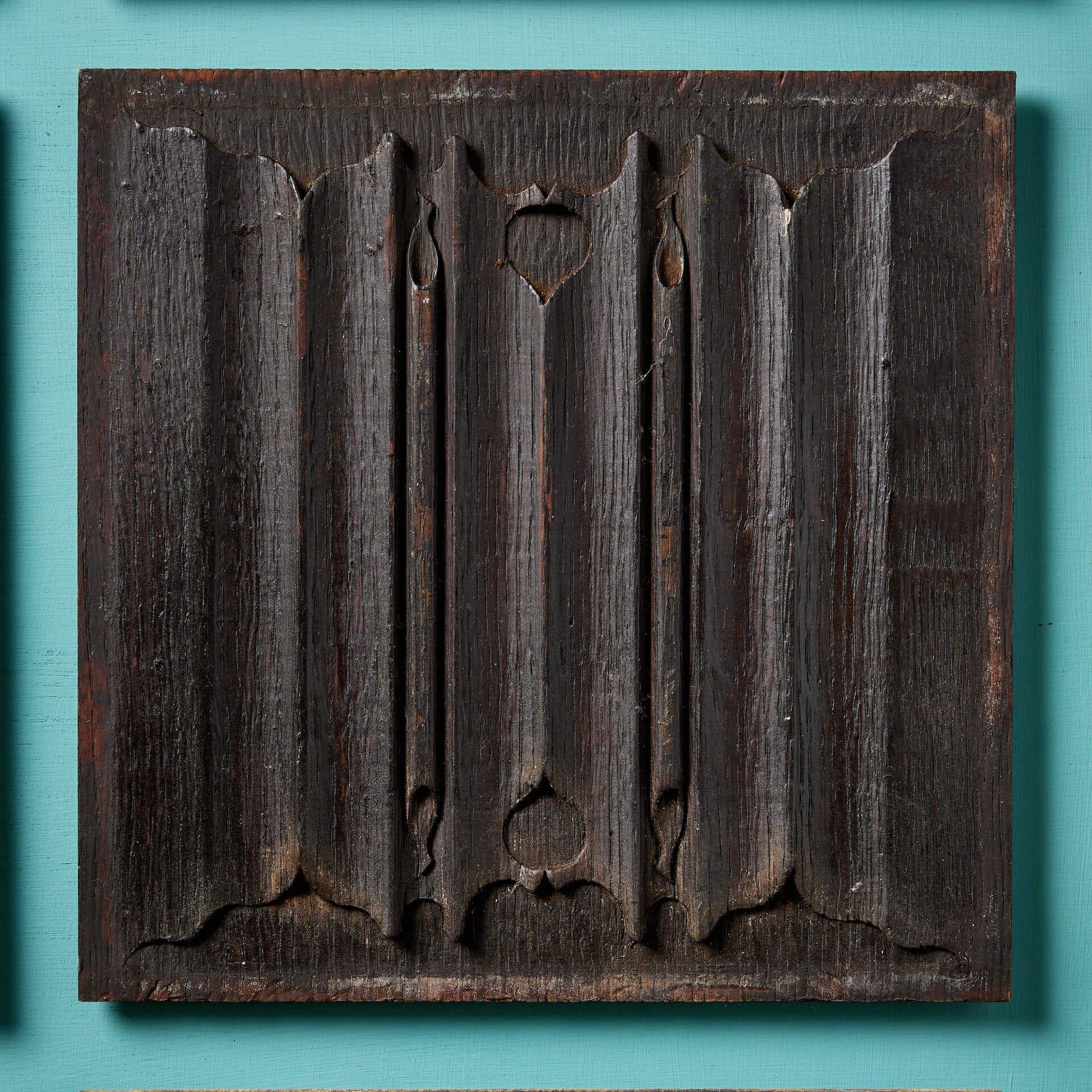English Set of Antique 19th Century Carved Linen Fold Oak Panels For Sale