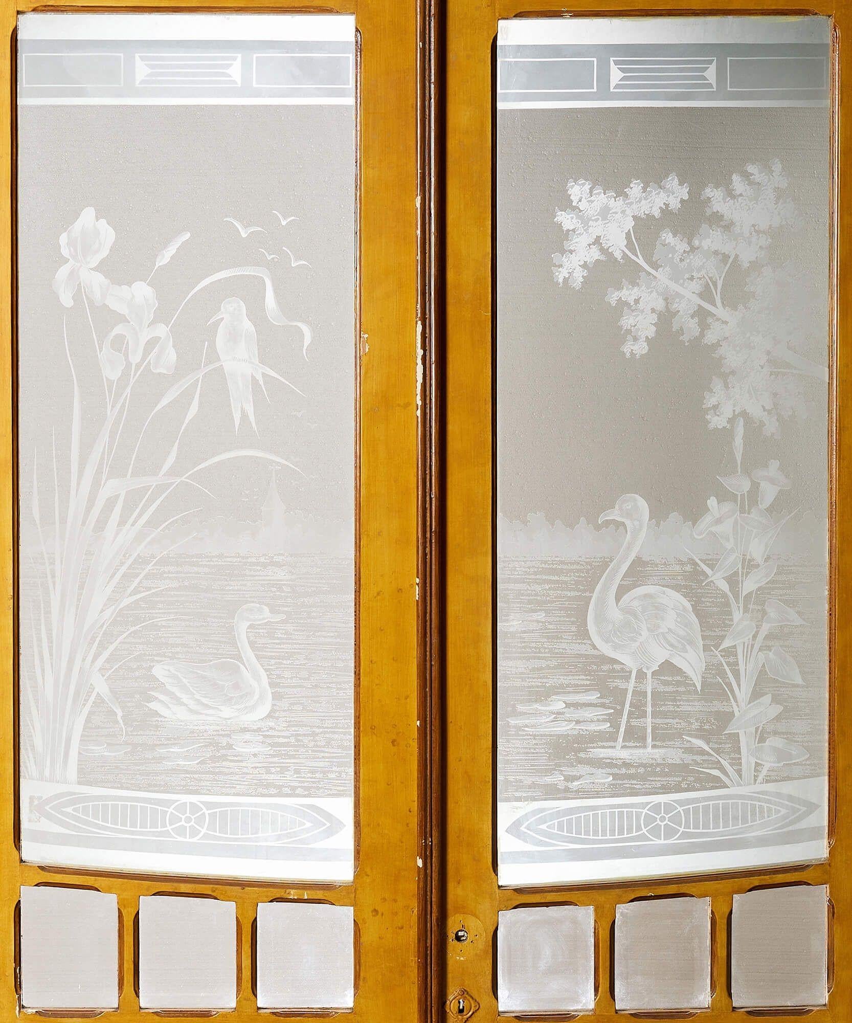 Set of Antique Acid Etched Glazed Double Doors In Fair Condition For Sale In Wormelow, Herefordshire