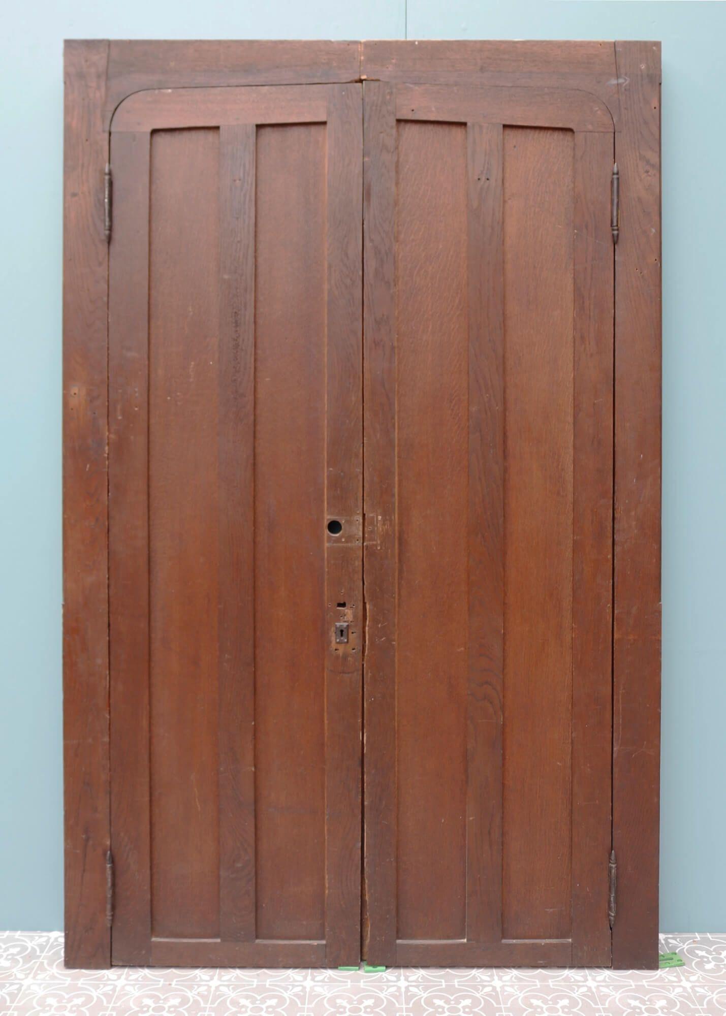 20th Century Set of Antique Edwardian Oak Doors with Frame For Sale