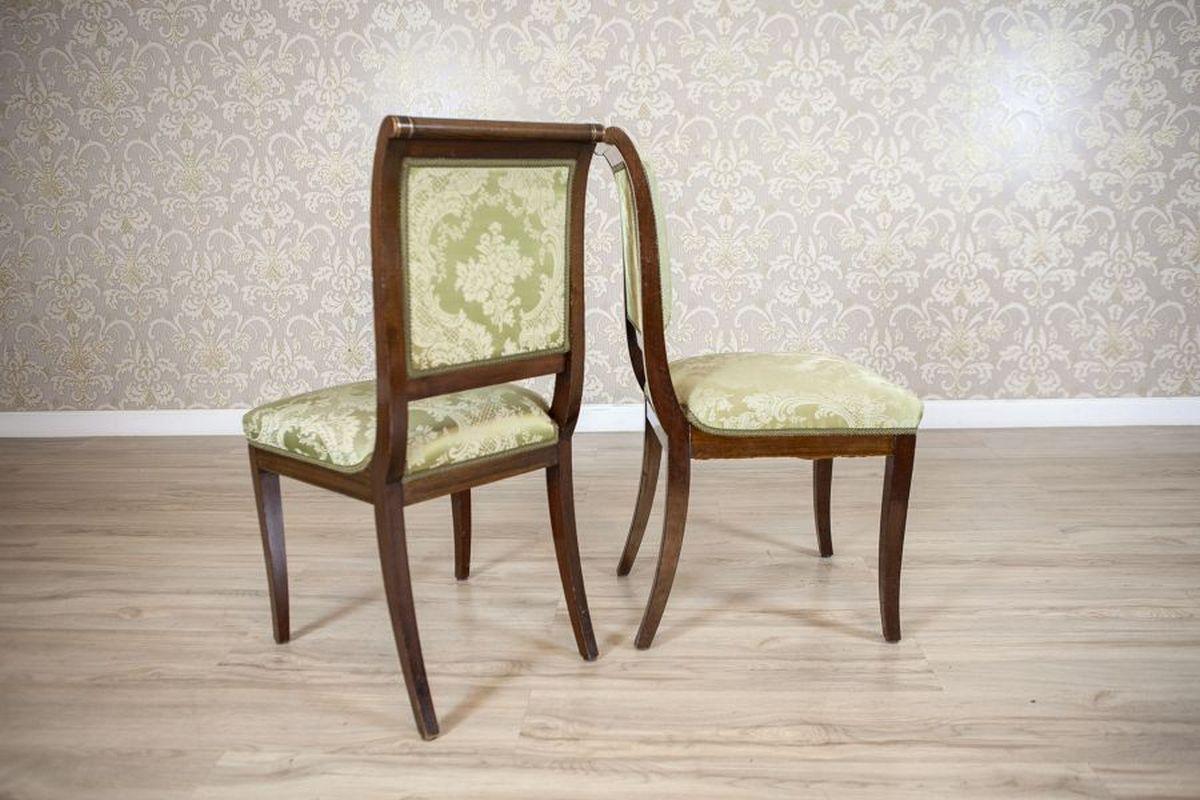 Tissu d'ameublement Ensemble de meubles anciens en noyer anglais de la fin du 19e siècle en vente