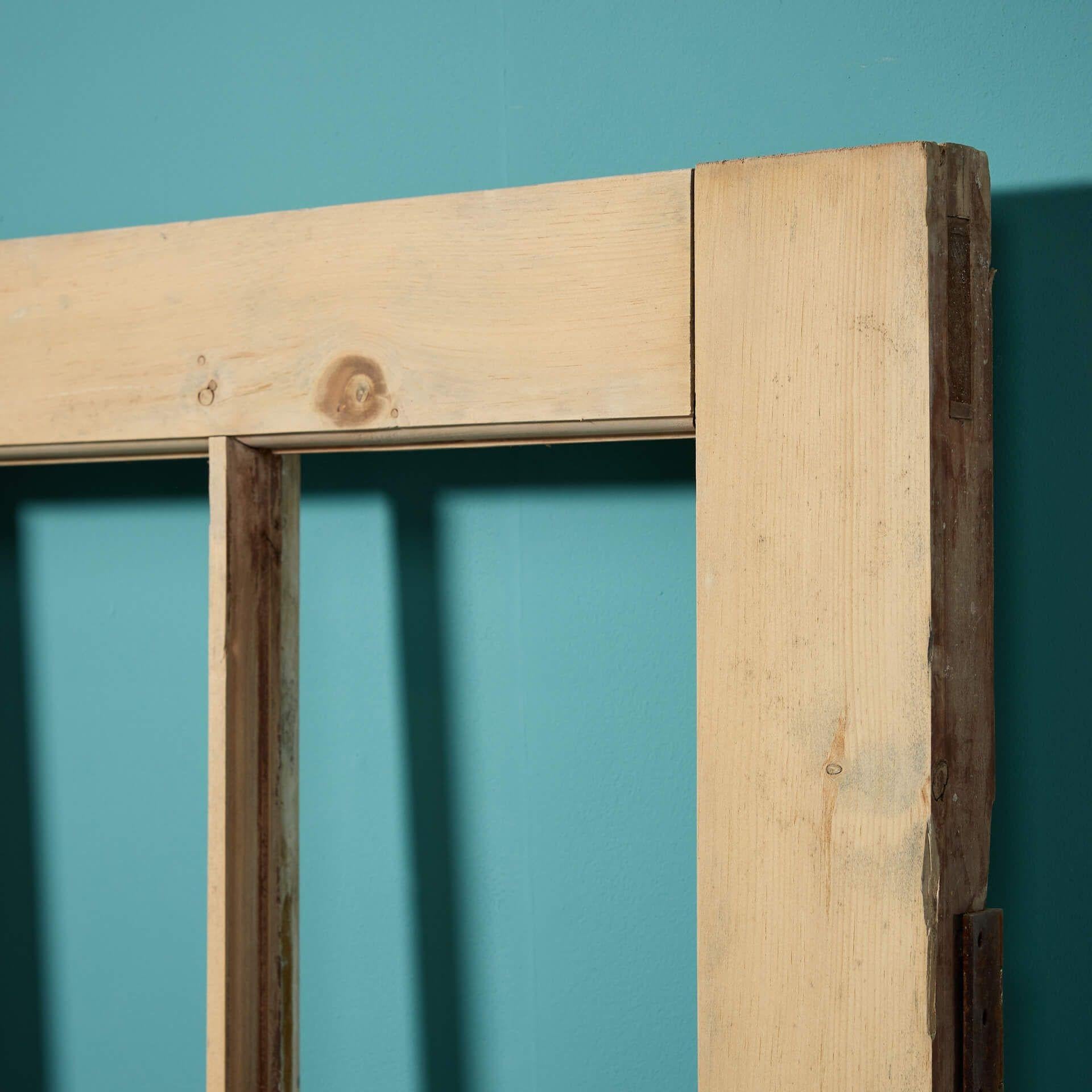 Non vernissé Ensemble de doubles portes extérieures anciennes pour vitrage en vente