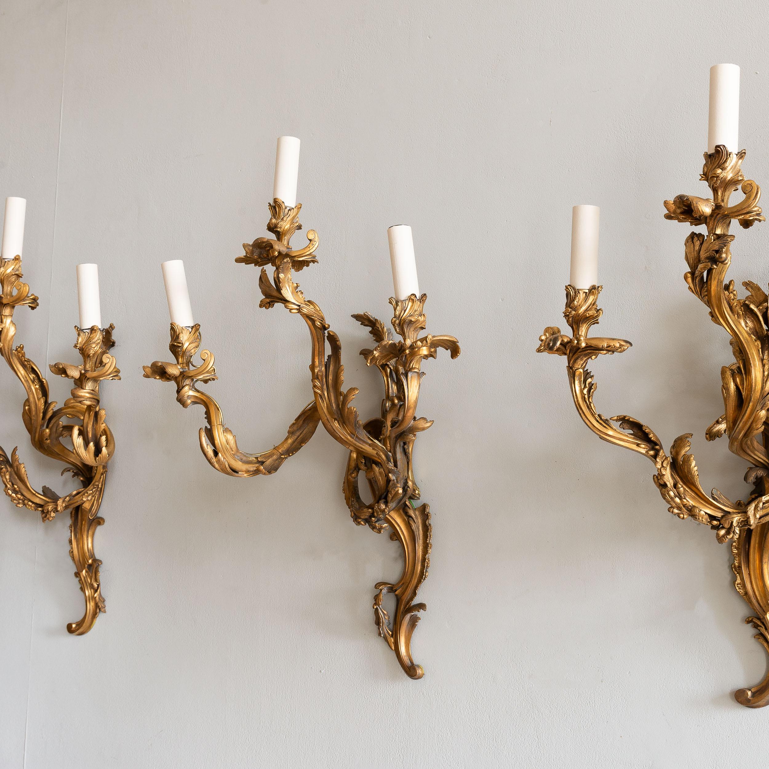 Ensemble d'appliques antiques French Rococo en vente 7
