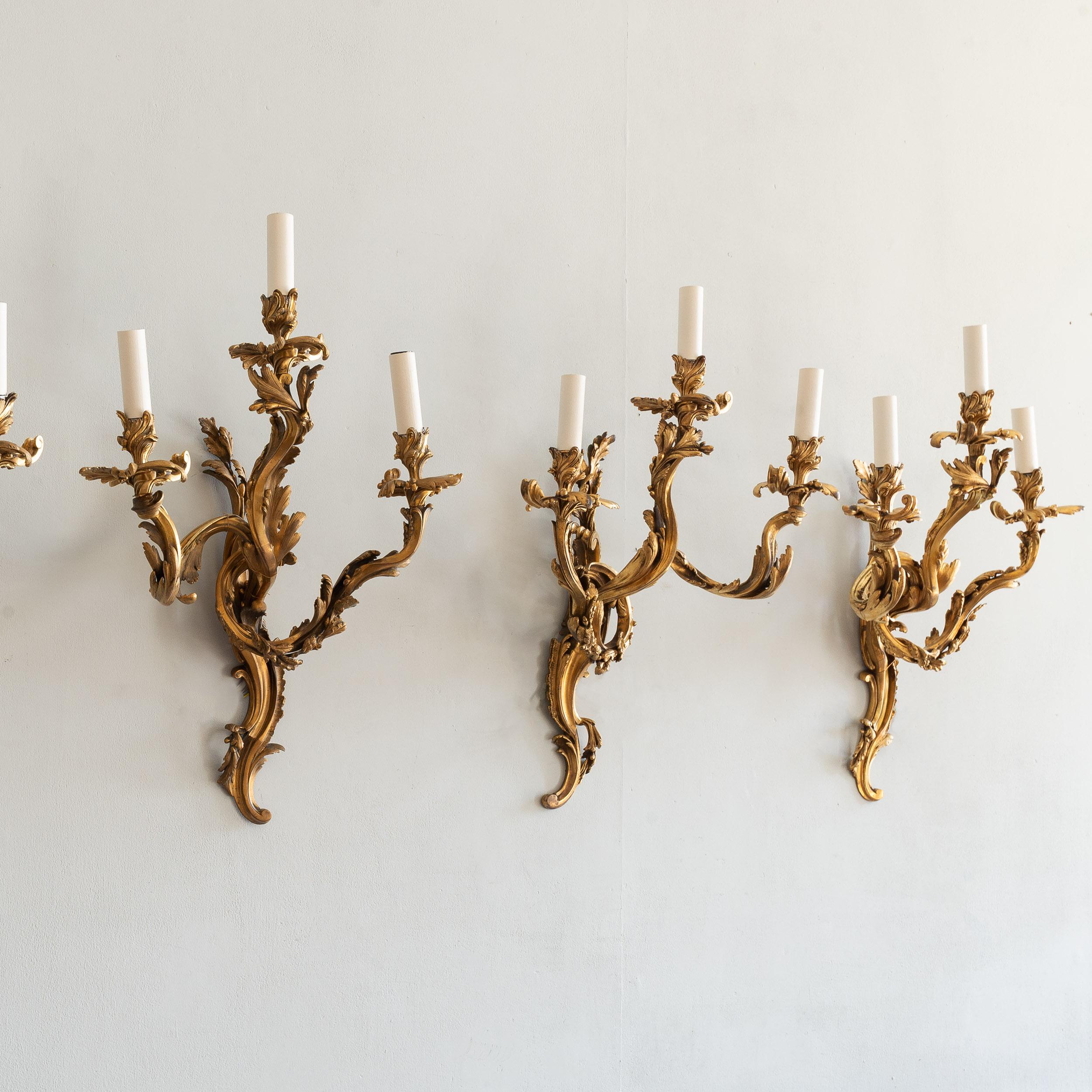 Ensemble d'appliques antiques French Rococo en vente 1