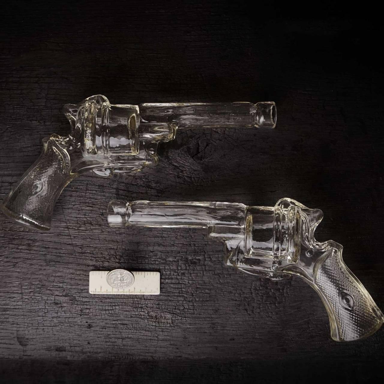 A very pretty cool and rare find. 
This set of Smith & Wesson revolvers I found at a Dutch glass collector.

It says 'deponirt' on the handle. 
Deponirt or deponiert is a term used in Germany, Switzerland and Austria. It is based on the French