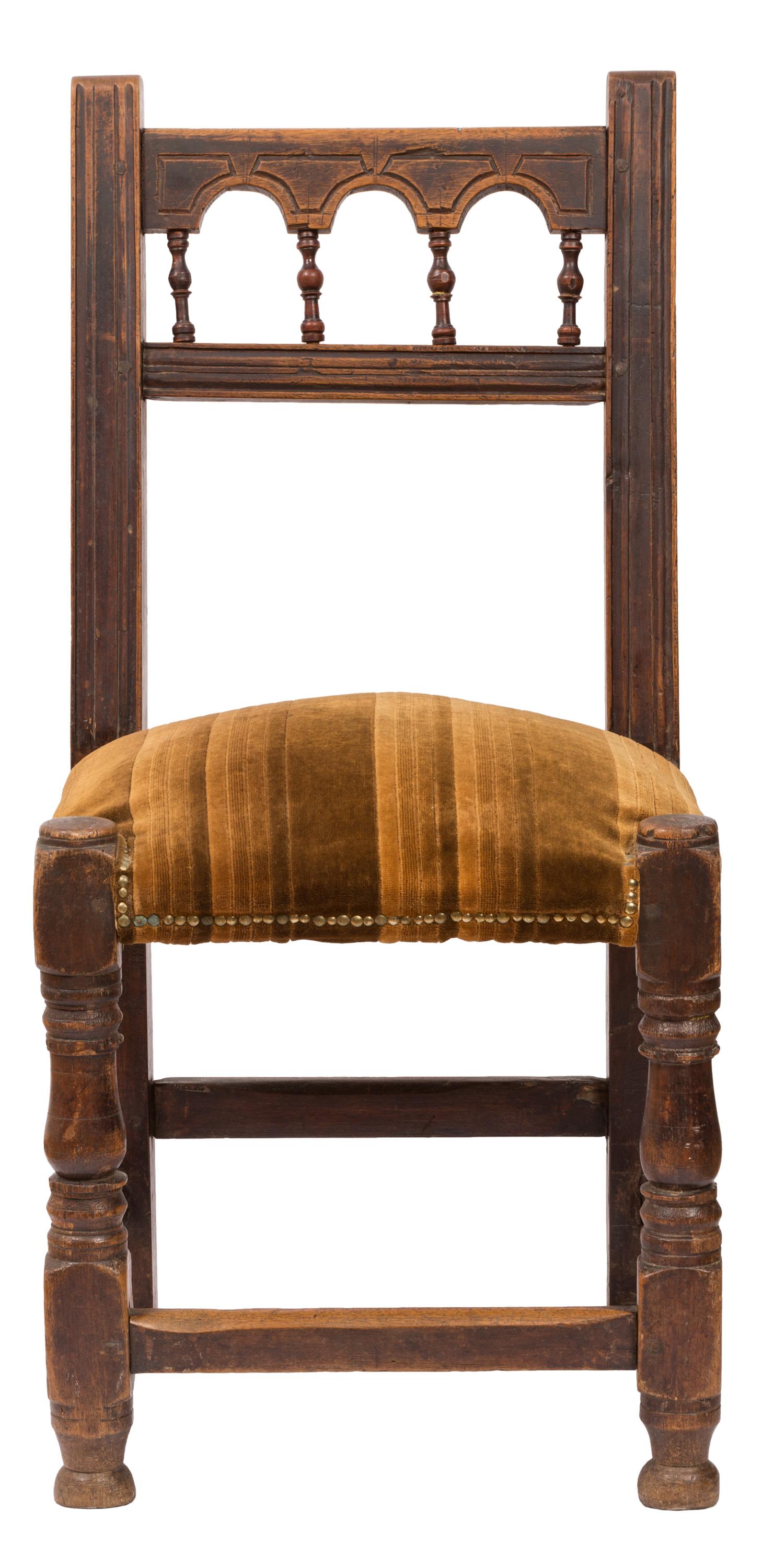 Ensemble de chaises rustiques anciennes fabriquées à la main et tapissées, provenant du nord de l'Espagne en vente 1