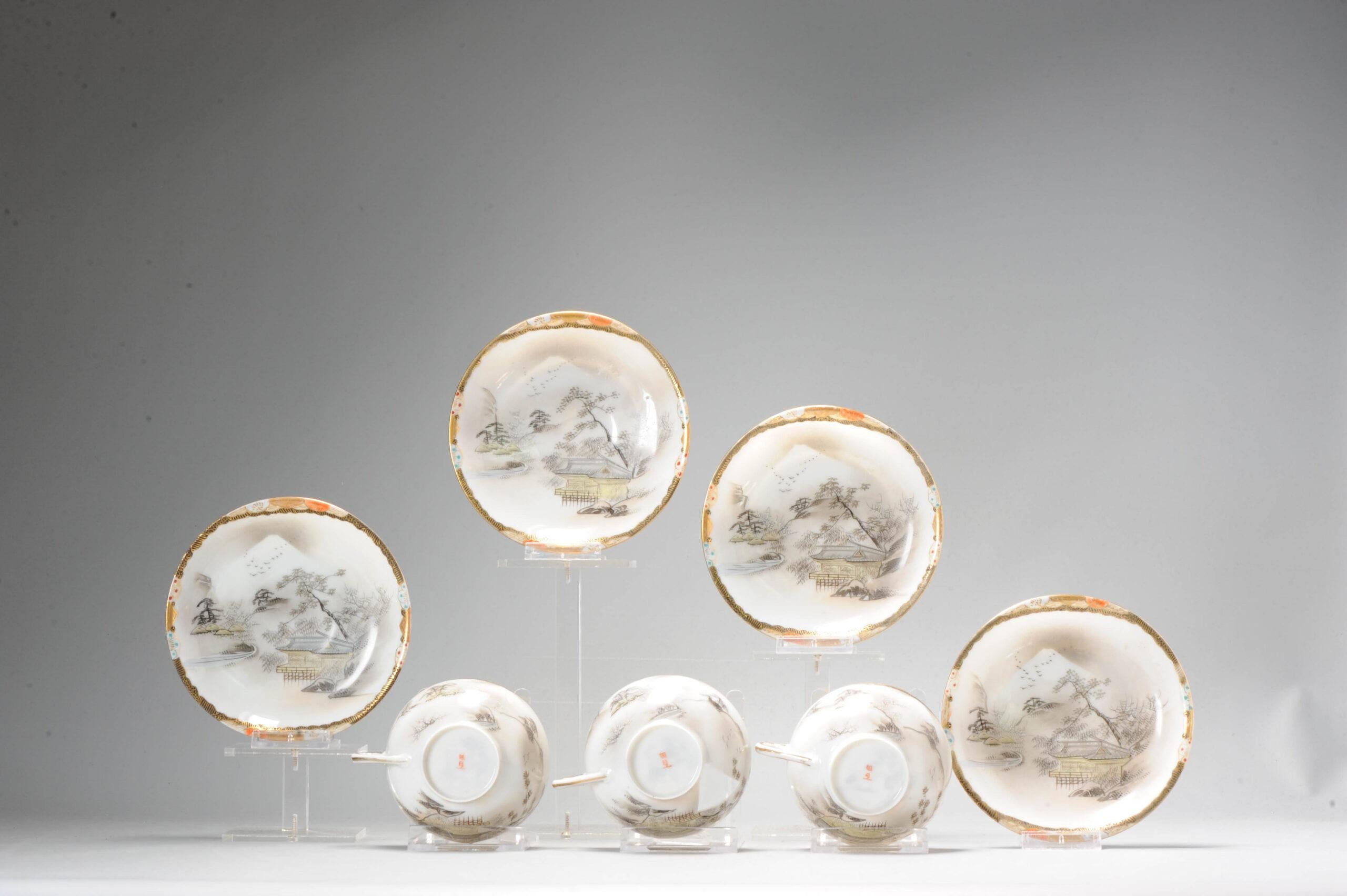 Questo magnifico servizio da tè risale al periodo Meiji (XIX secolo). 5 tazze  & 10 piattini.

Informazioni aggiuntive:
Materiale: Porcellana e ceramica
Regione di origine: Giappone
Periodo: xIX secolo
Stile giapponese: Kutani
Periodo della dinastia