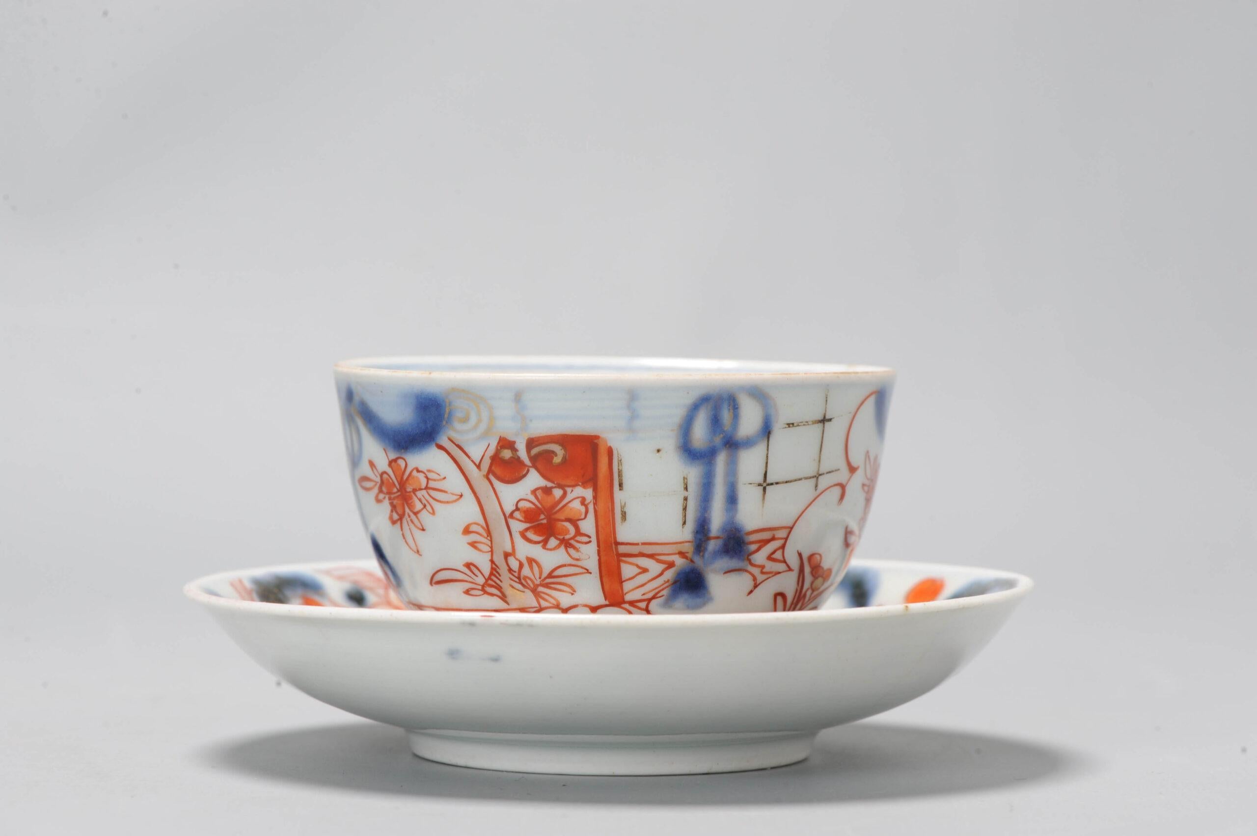 Ensemble de bols à thé en porcelaine japonaise ancienne de la période Edo, Oiseau floral Imari, vers 1700 Bon état - En vente à Amsterdam, Noord Holland